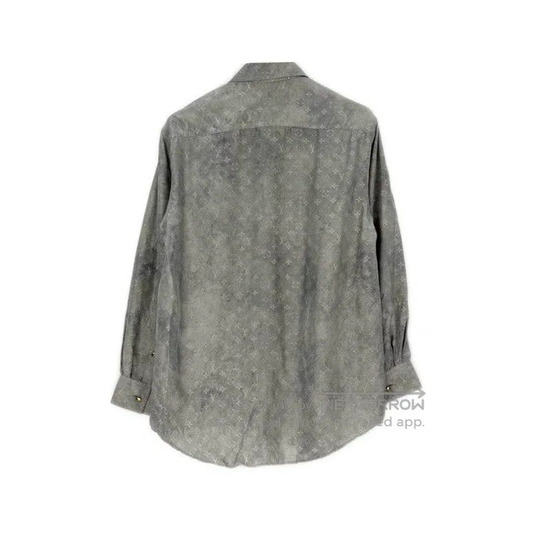 Louis Vuitton Louis Vuitton Cement grey old silk presbyopia full printed Size XS / US 0-2 / IT 36-38 - 2 Thumbnail
