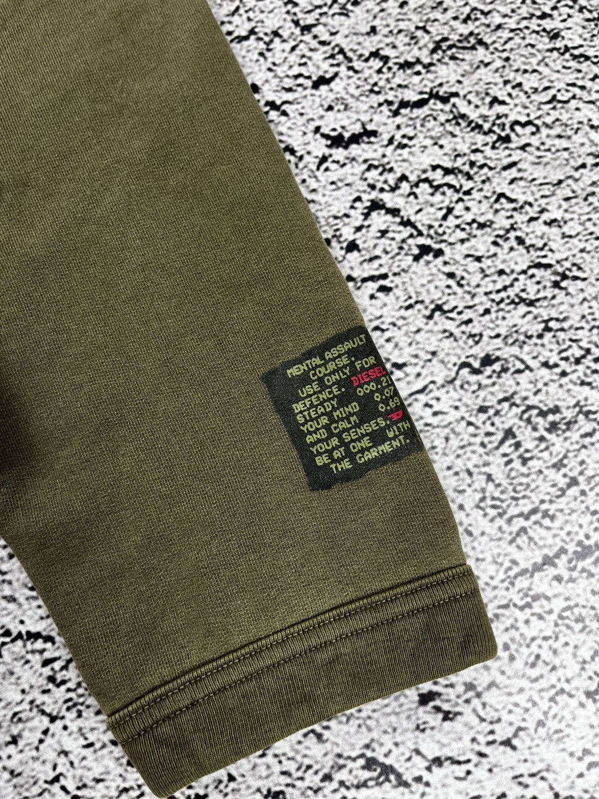 Diesel Diesel Y2K Vintage Crewneck Short Sleeve Sweatshirt size M Size US M / EU 48-50 / 2 - 4 Thumbnail