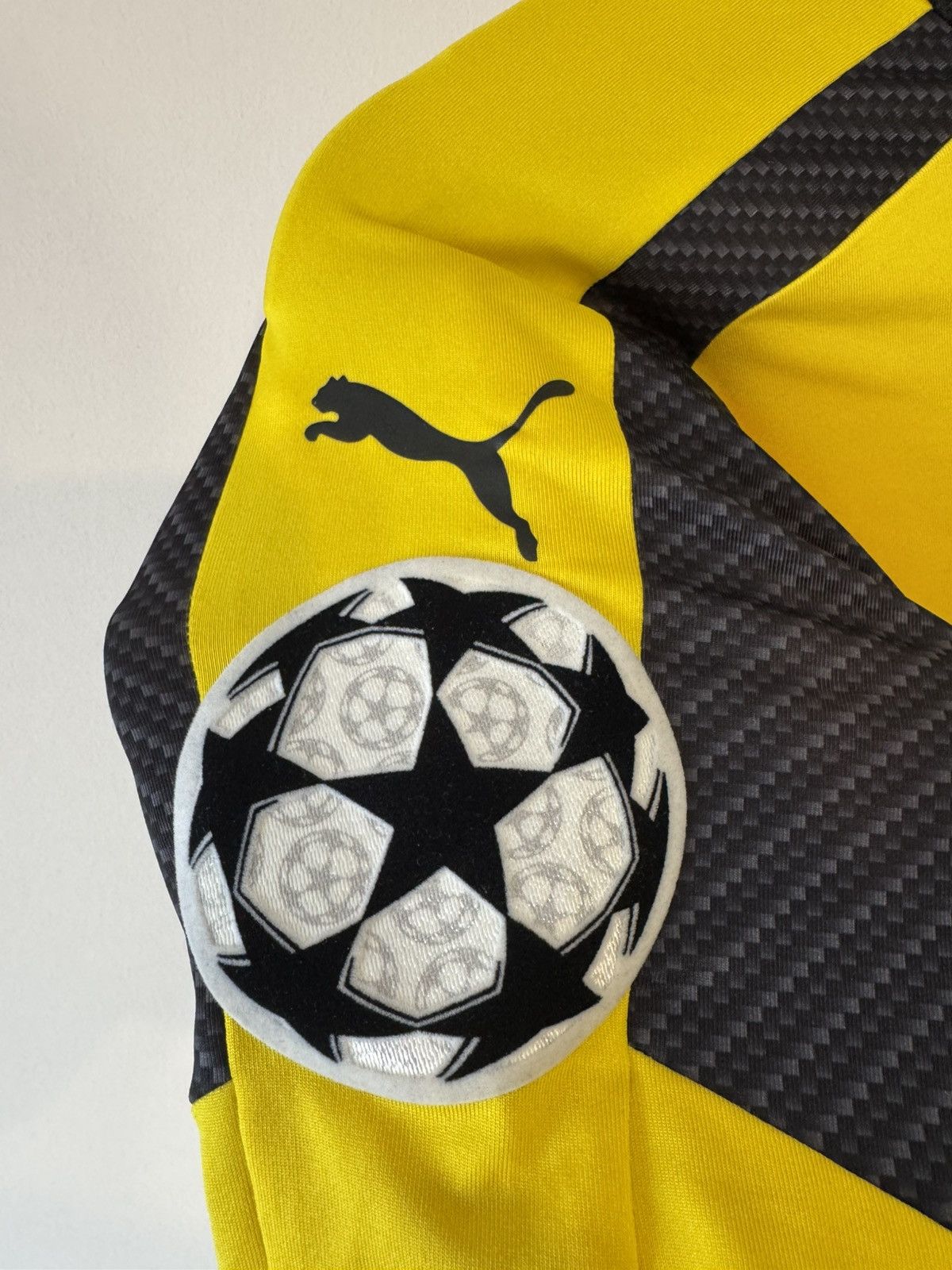 Puma Sahin #8 Borussia Dortmund 2016-2017 Match Worn Jersey CL Size US L / EU 52-54 / 3 - 12 Thumbnail