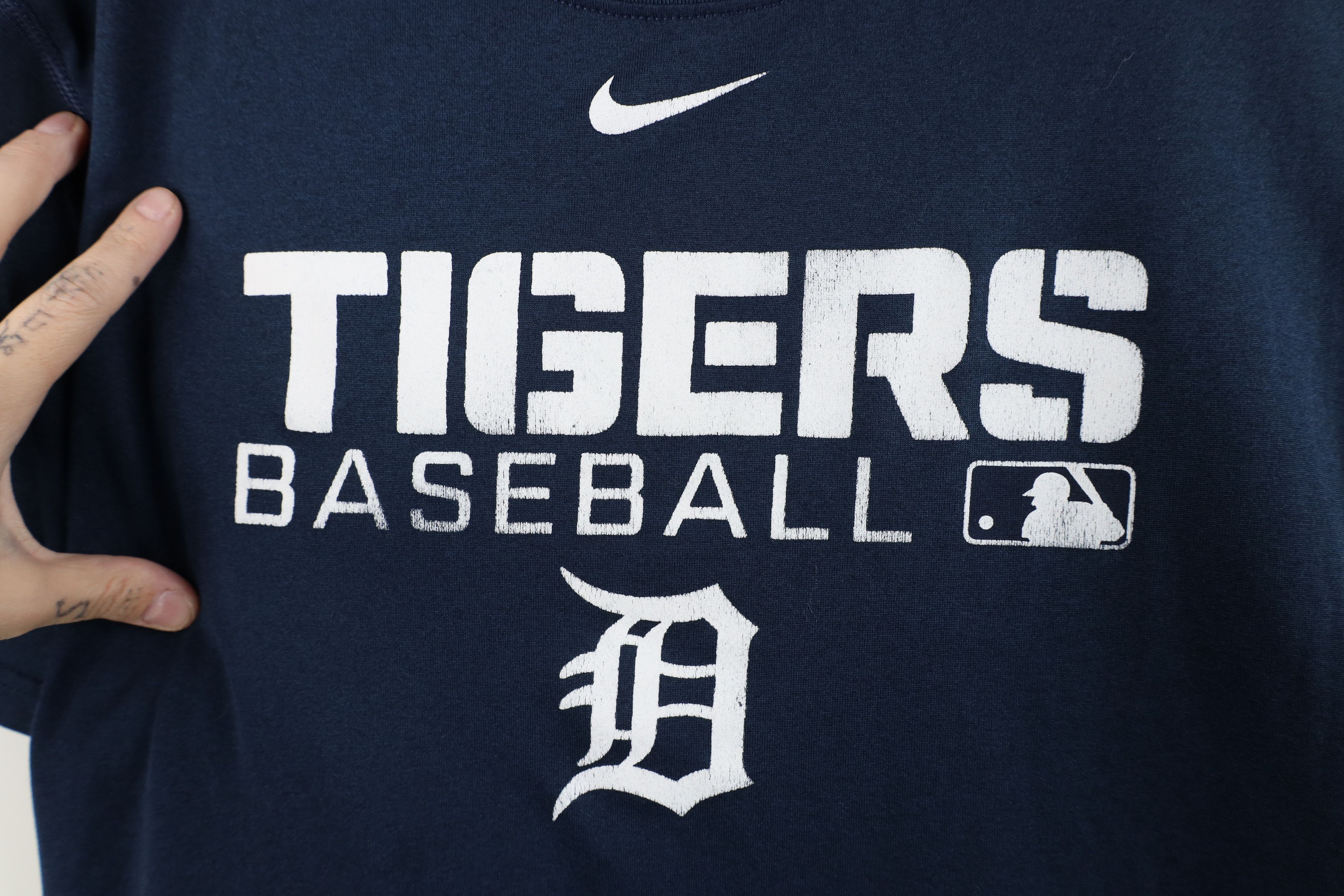 Nike Nike Center Swoosh Detroit Tigers Baseball T-Shirt Blue Size US L / EU 52-54 / 3 - 6 Thumbnail
