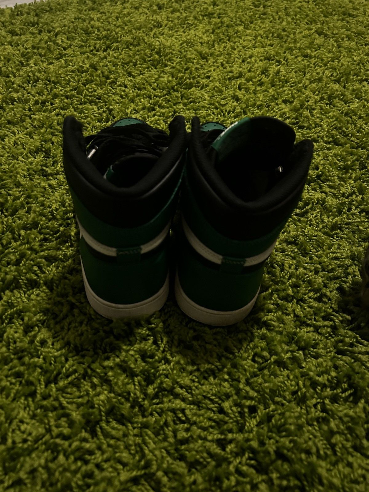 Jordan Brand Air Jordan 1 pine green size 9.5m Size US 9.5 / EU 42-43 - 4 Thumbnail