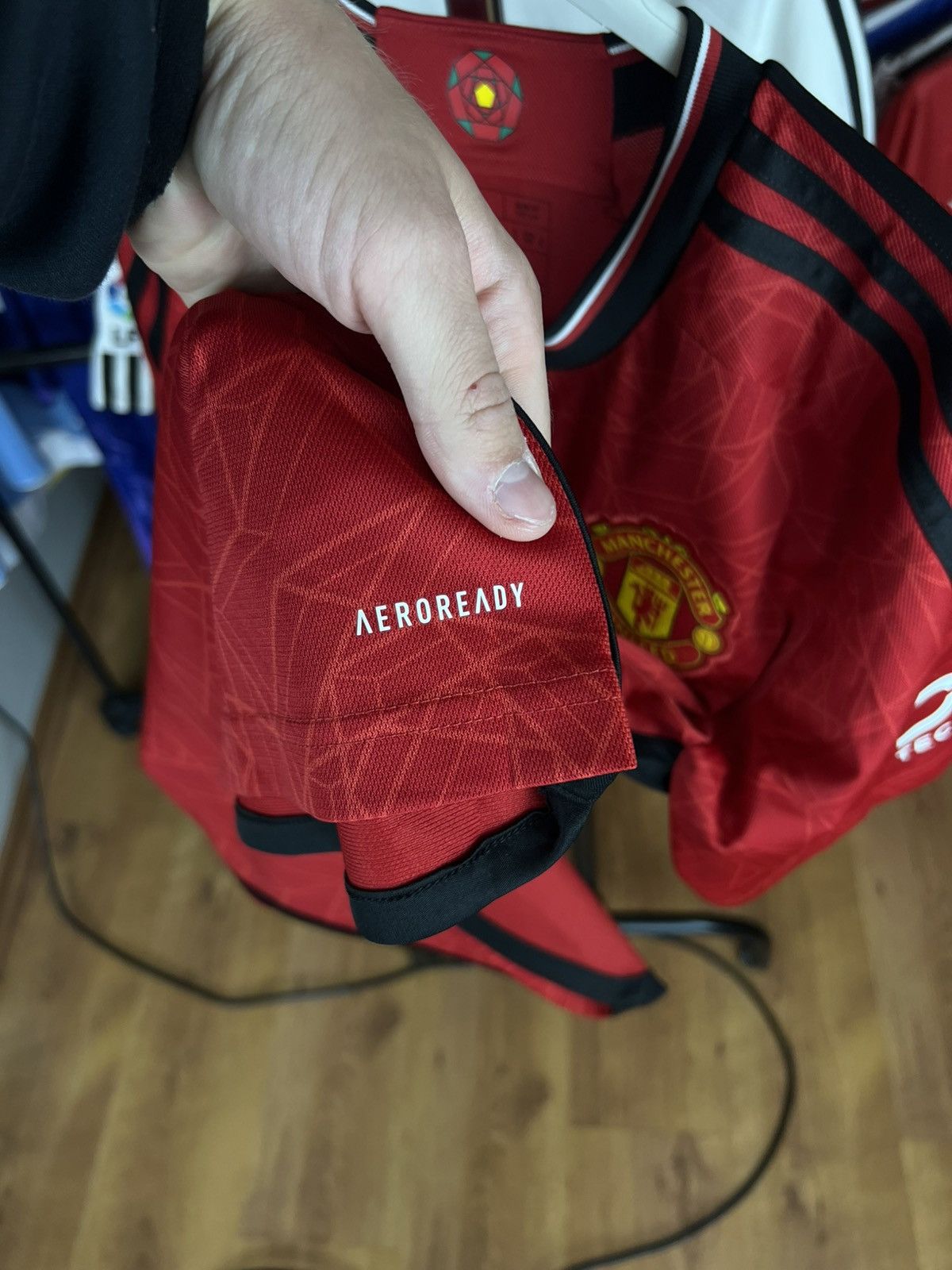 Adidas Soccer Jersey Adidas Manchester United 2023/24 Casemiro #18 Size US M / EU 48-50 / 2 - 9 Thumbnail