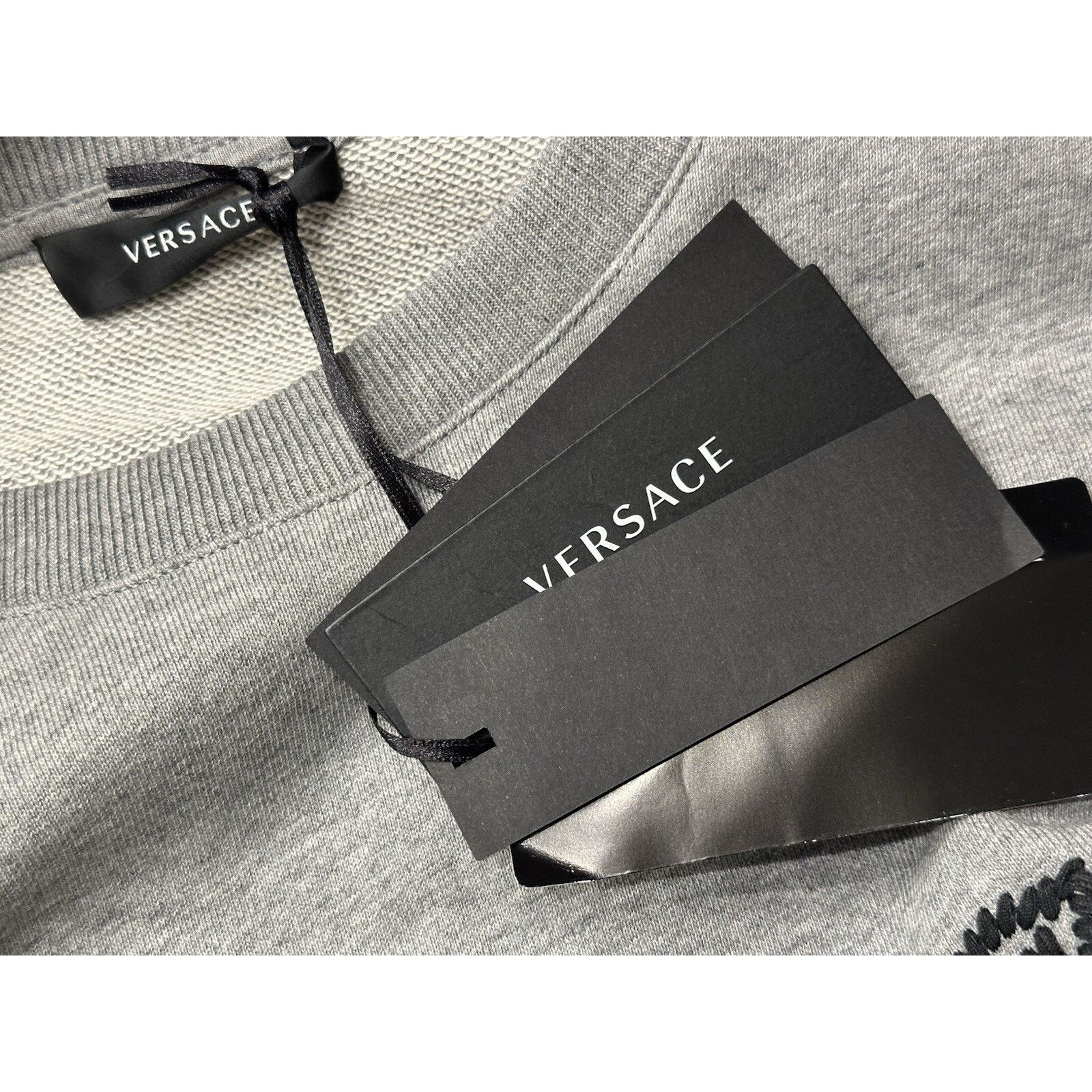 Versace Versace Embroidered Men's Sweatshirt Fleece Gray XS 1014426 Size US XS / EU 42 / 0 - 12 Thumbnail