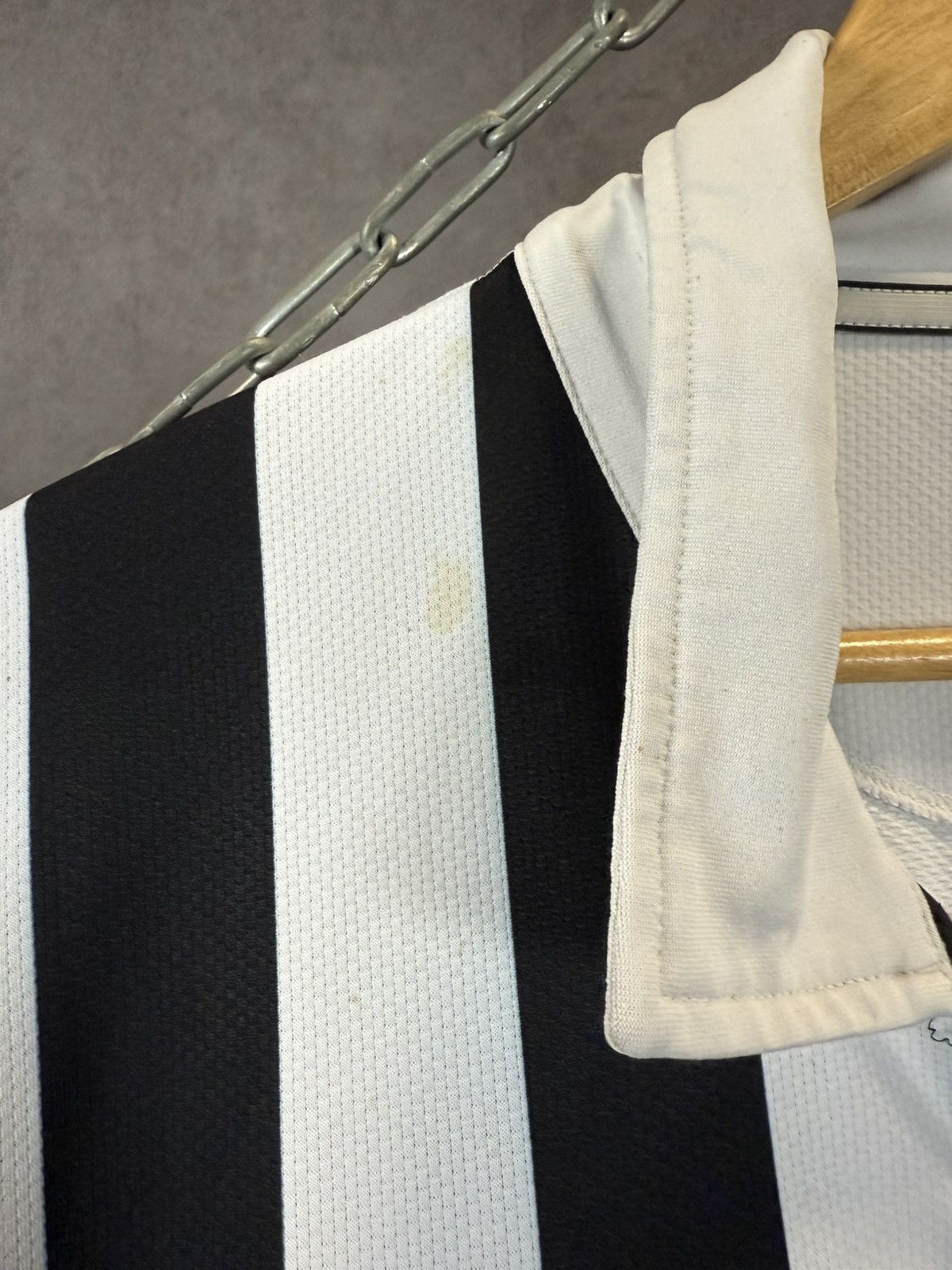 Nike FC Juventus vintage Nike soccer jersey Size US XL / EU 56 / 4 - 11 Thumbnail