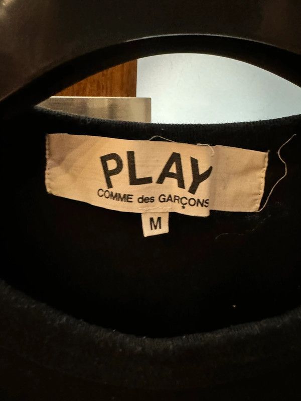 Comme des Garcons Comme de Garcons Play Heart Small Logo Black Tee M Size US M / EU 48-50 / 2 - 2 Thumbnail
