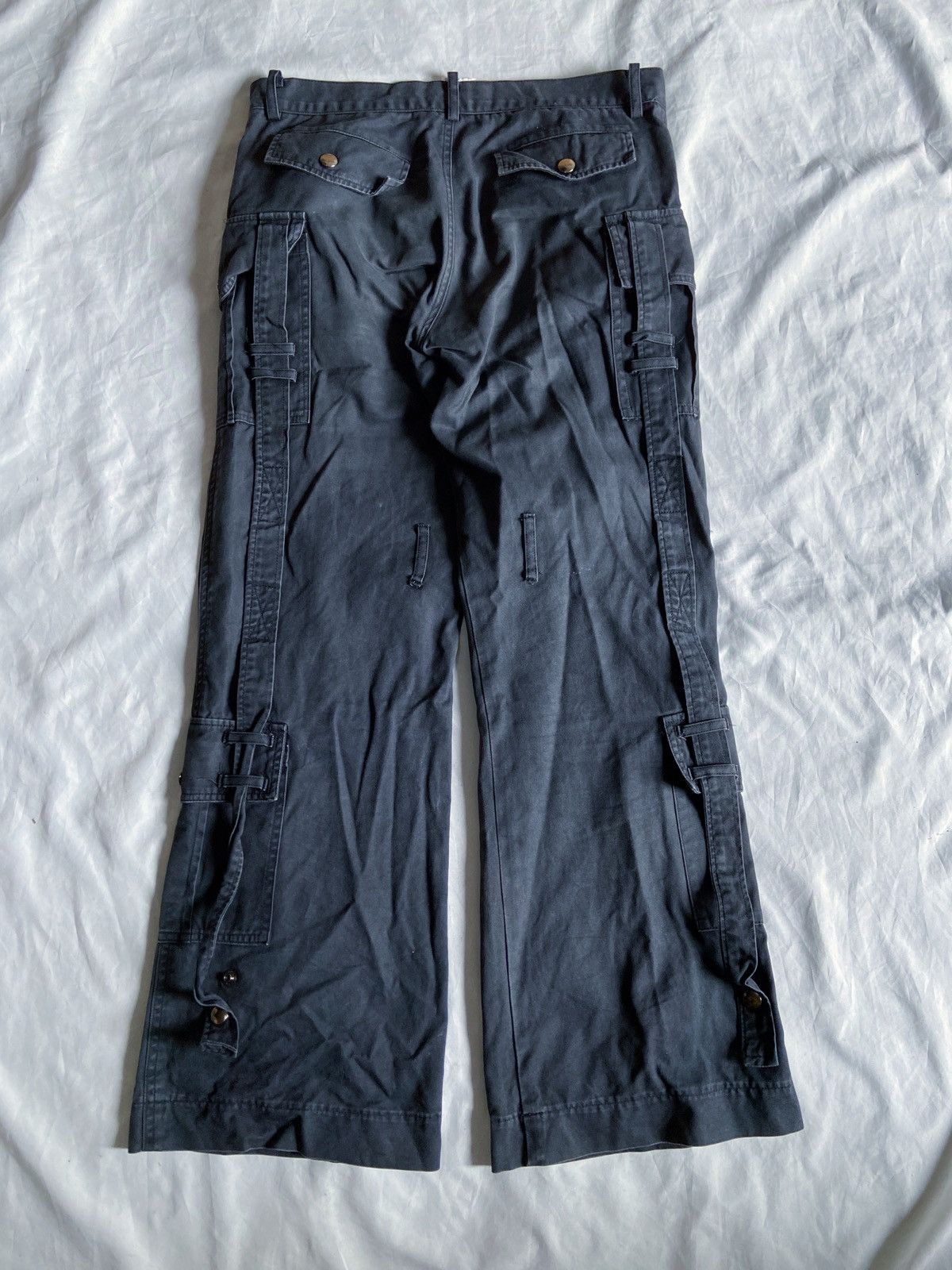 Japanese Brand B.P.N BONDAGE MULTI POCKET FLARED CARGO PANTS Size US 31 - 10 Thumbnail