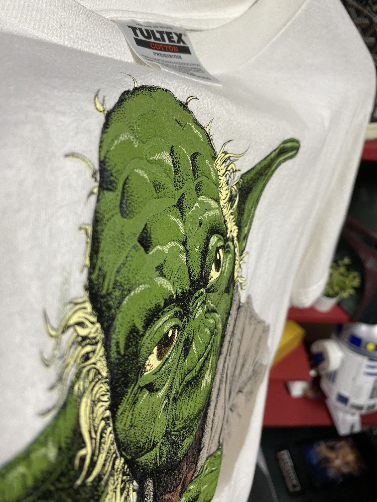 Vintage Vintage 90’s Star Wars Yoda T-Shirt Adult Size Medium Size US M / EU 48-50 / 2 - 5 Thumbnail