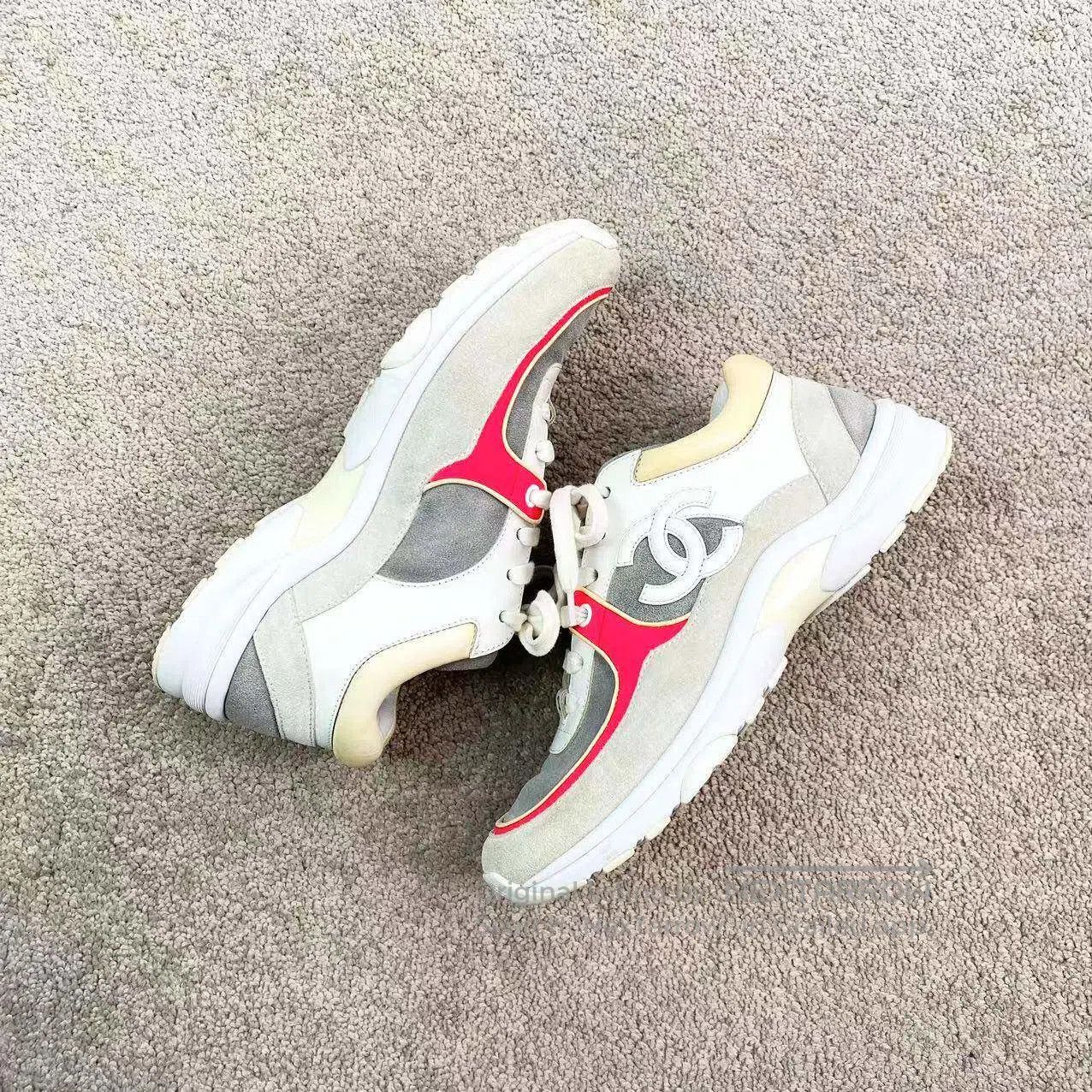 Chanel Chanel White powder sneakers| Size US 6 / IT 36 - 5 Thumbnail