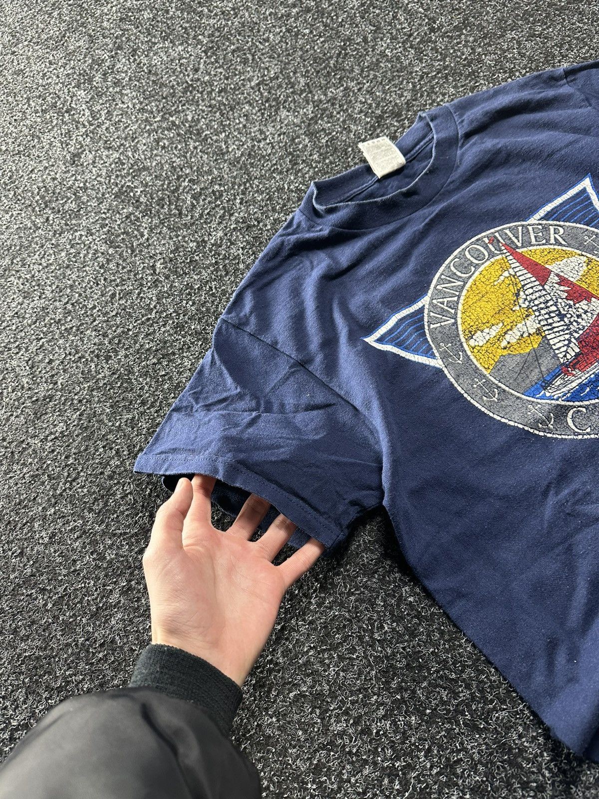 Vintage 🚨 VINTAGE VANCOUVER CANADA BIG LOGO T -shirt rare archive Size US M / EU 48-50 / 2 - 7 Thumbnail