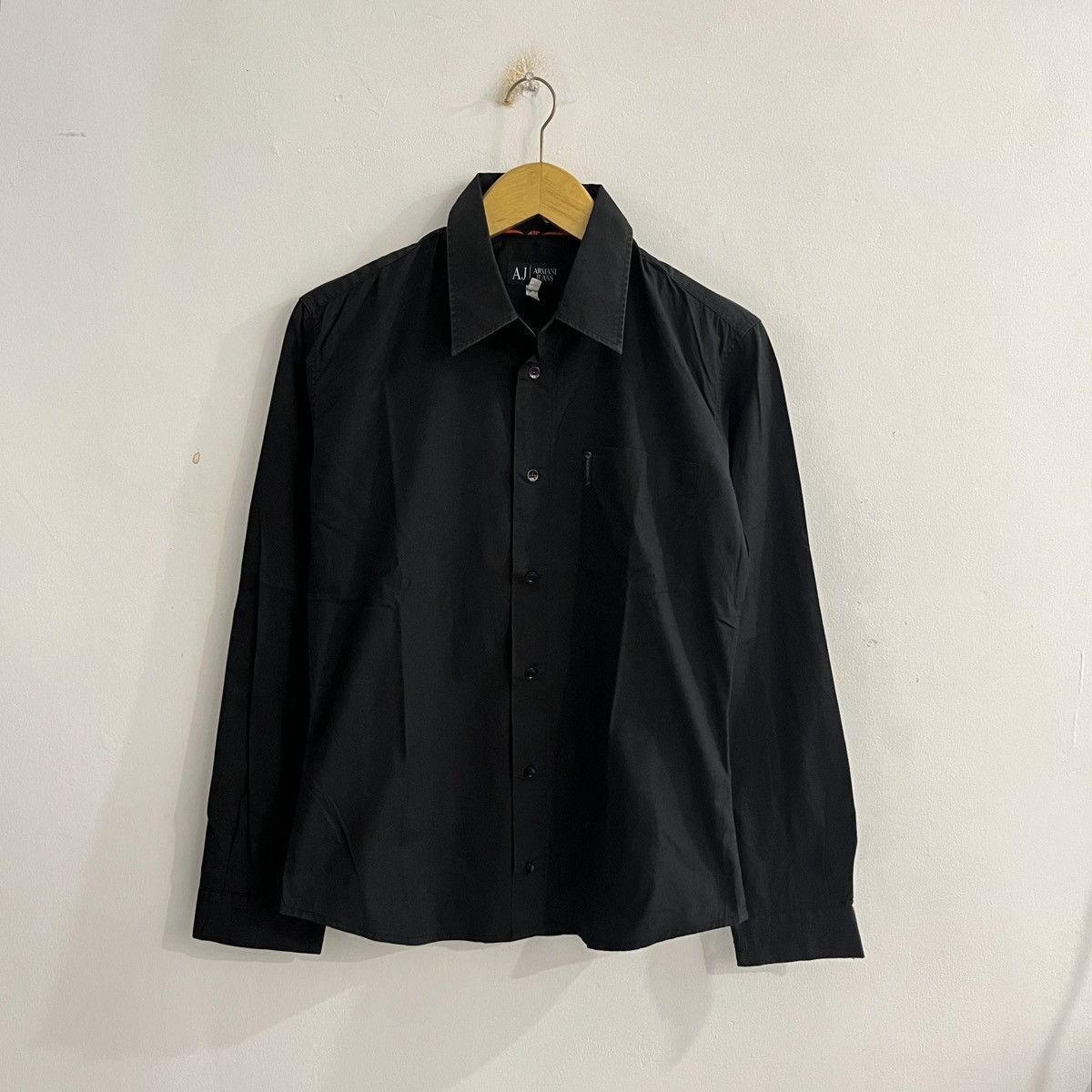 Armani Armani - Formal Slim Fit Black Button Up Size US S / EU 44-46 / 1 - 1 Thumbnail
