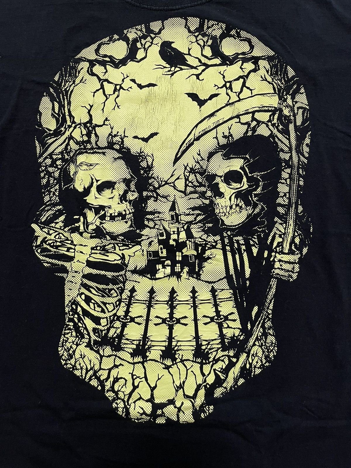 Vintage Skeleton Skulls Caribbean Big Logo Graphic Tshirt Size US L / EU 52-54 / 3 - 3 Thumbnail