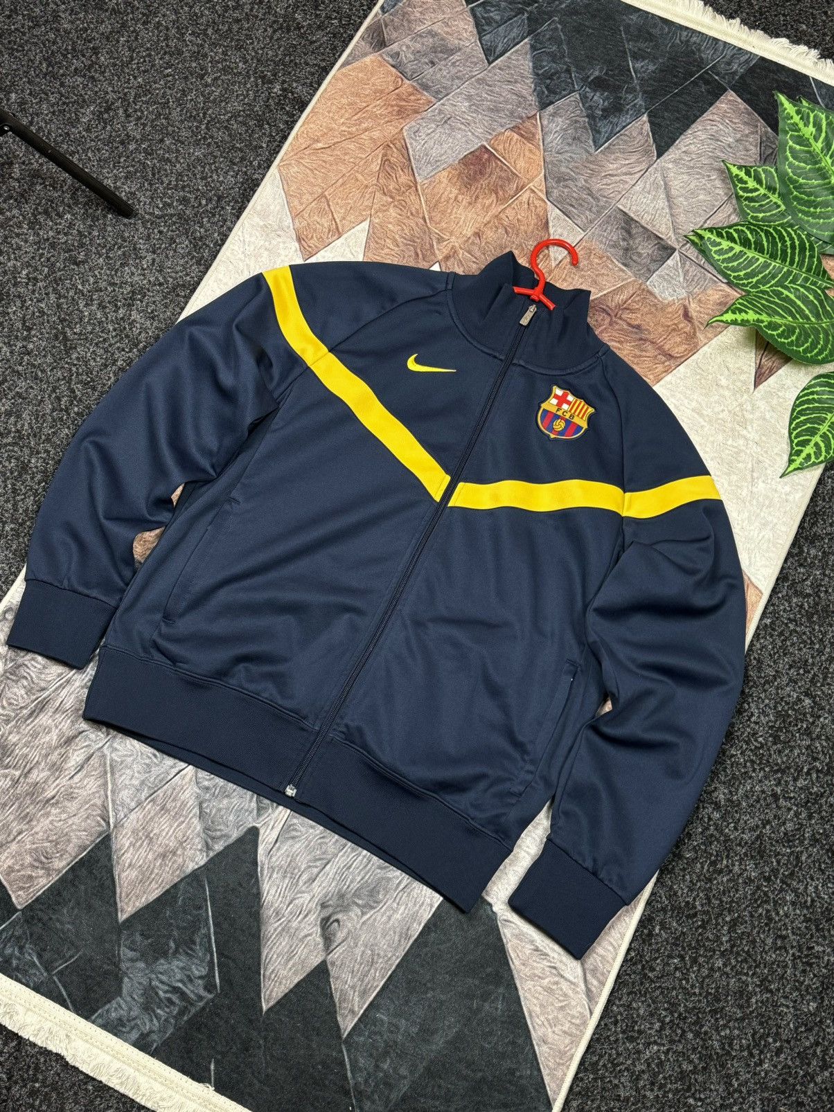 Nike Rare vintage Olympic jacket Nike FC Barcelona Size L Size US L / EU 52-54 / 3 - 1 Thumbnail