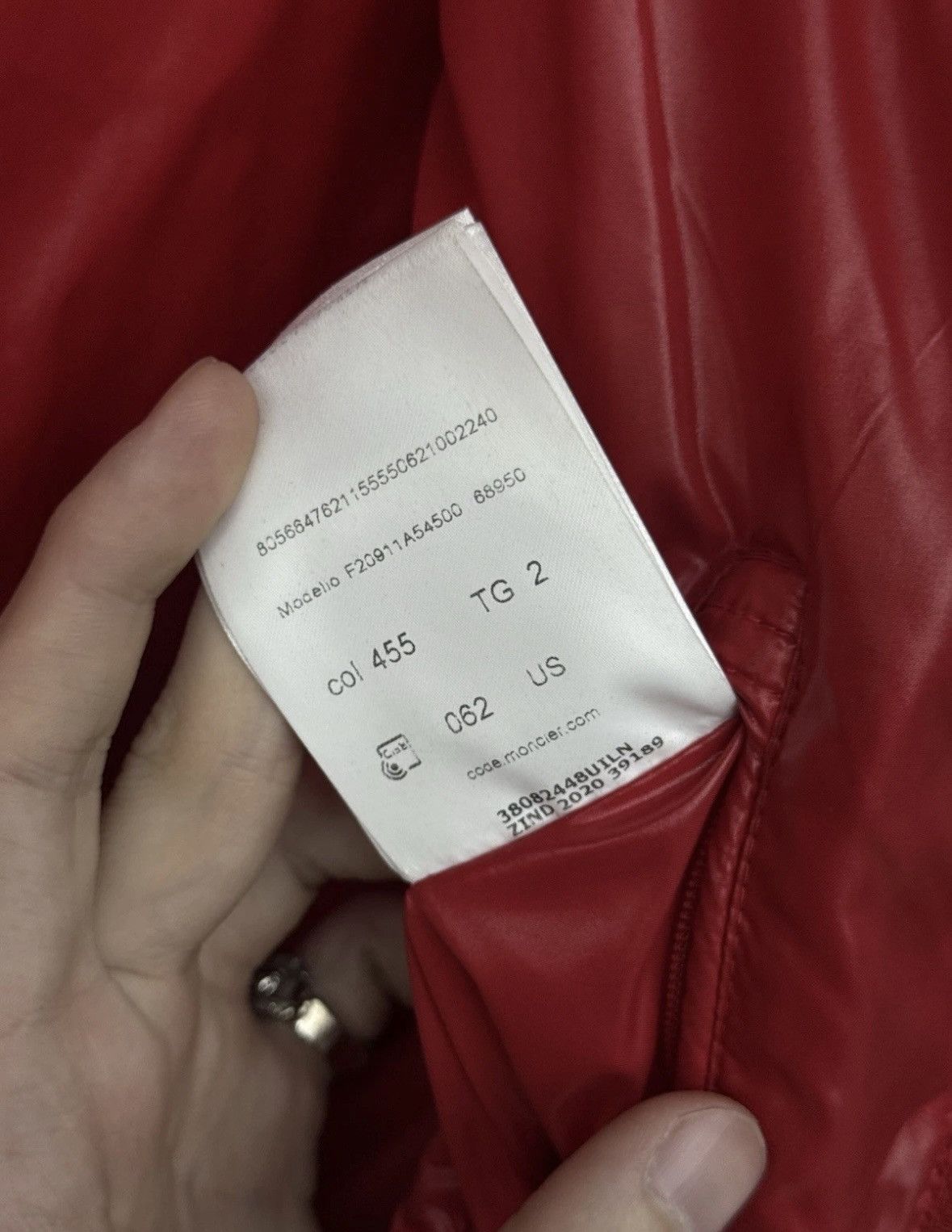Moncler Moncler Ecrins Giubbotto Puffer very clean condition Size US M / EU 48-50 / 2 - 7 Thumbnail