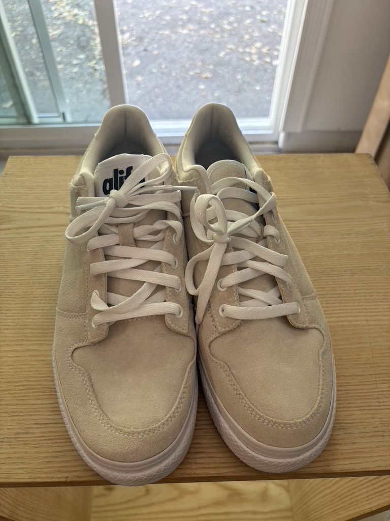 Alife Alife Velvet Sneaker Size US 10.5 / EU 43-44 - 3 Thumbnail