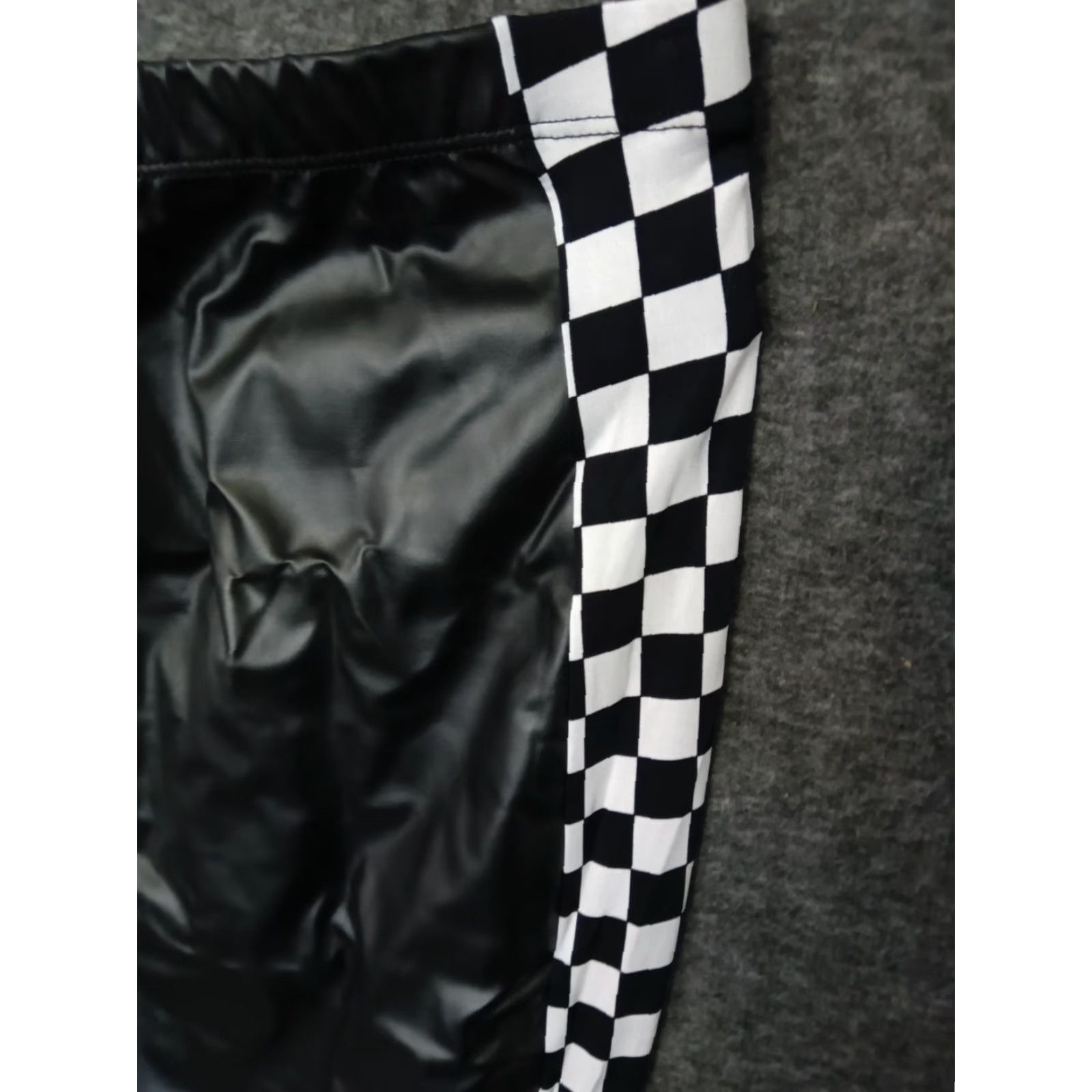 Vintage Codigo Shoes? Racetrack Theme 2-Piece Skirt + Crop Top Leather Effect Black/White S Womens Set Upscale? Size S / US 4 / IT 40 - 7 Thumbnail