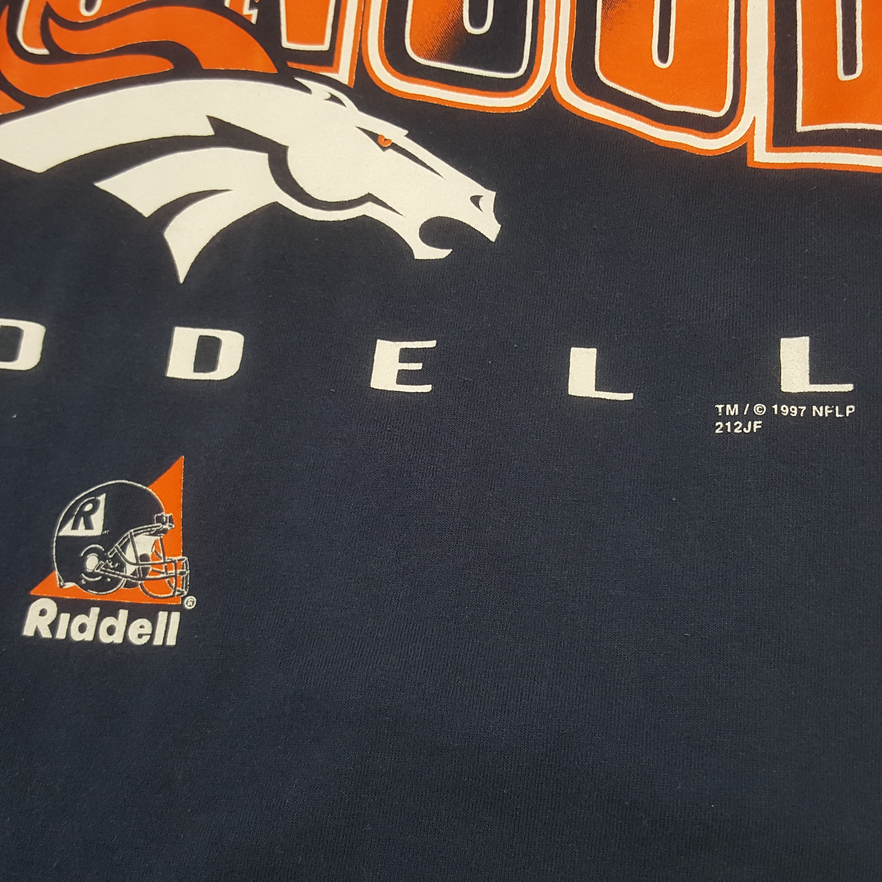 NFL Vintage Detroit Denver Broncos Football Team Tshirt RR29 Size US XL / EU 56 / 4 - 7 Thumbnail