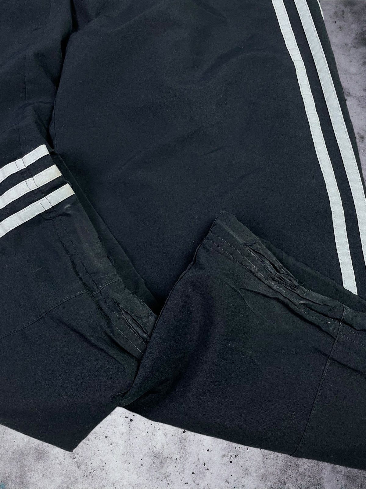 Adidas × Vintage Vintage Y2K Adidas Track Parachute Nylon Drill Pants Size US 32 / EU 48 - 6 Thumbnail