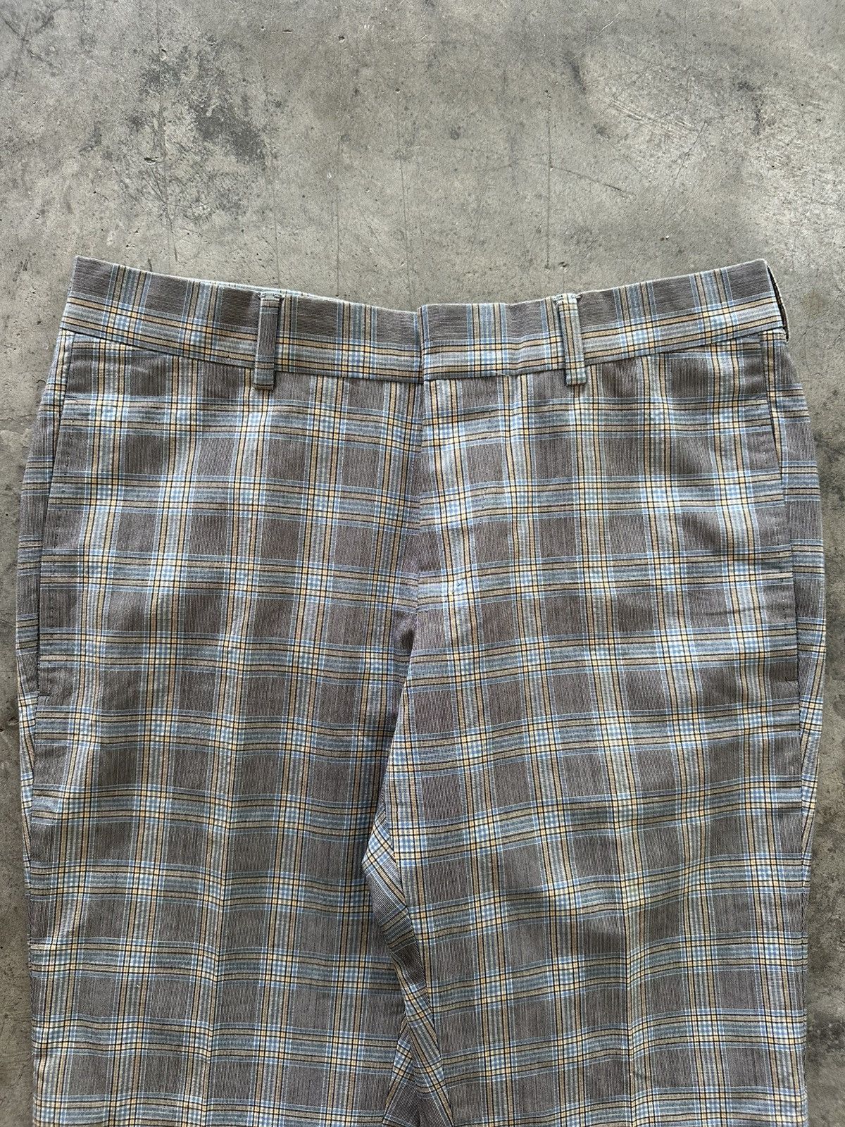 Gucci Gucci Plaid Trousers Pant Size 30" / US 8 / IT 44 - 2 Thumbnail