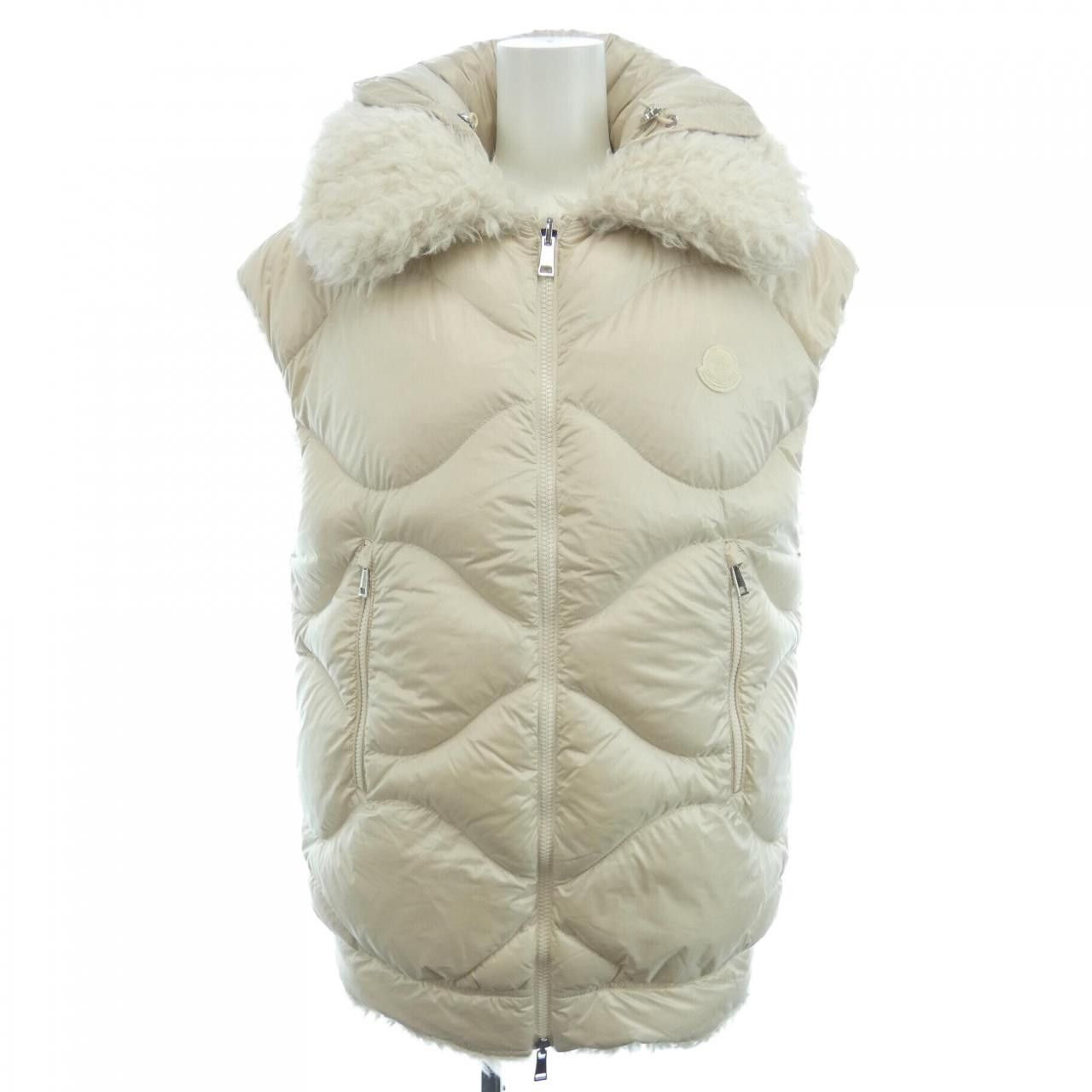 Moncler Moncler Moncler ACHARD Down Vest Others Outerwear ACHARD DUTY FREE for USA Size ONE SIZE - 1 Thumbnail