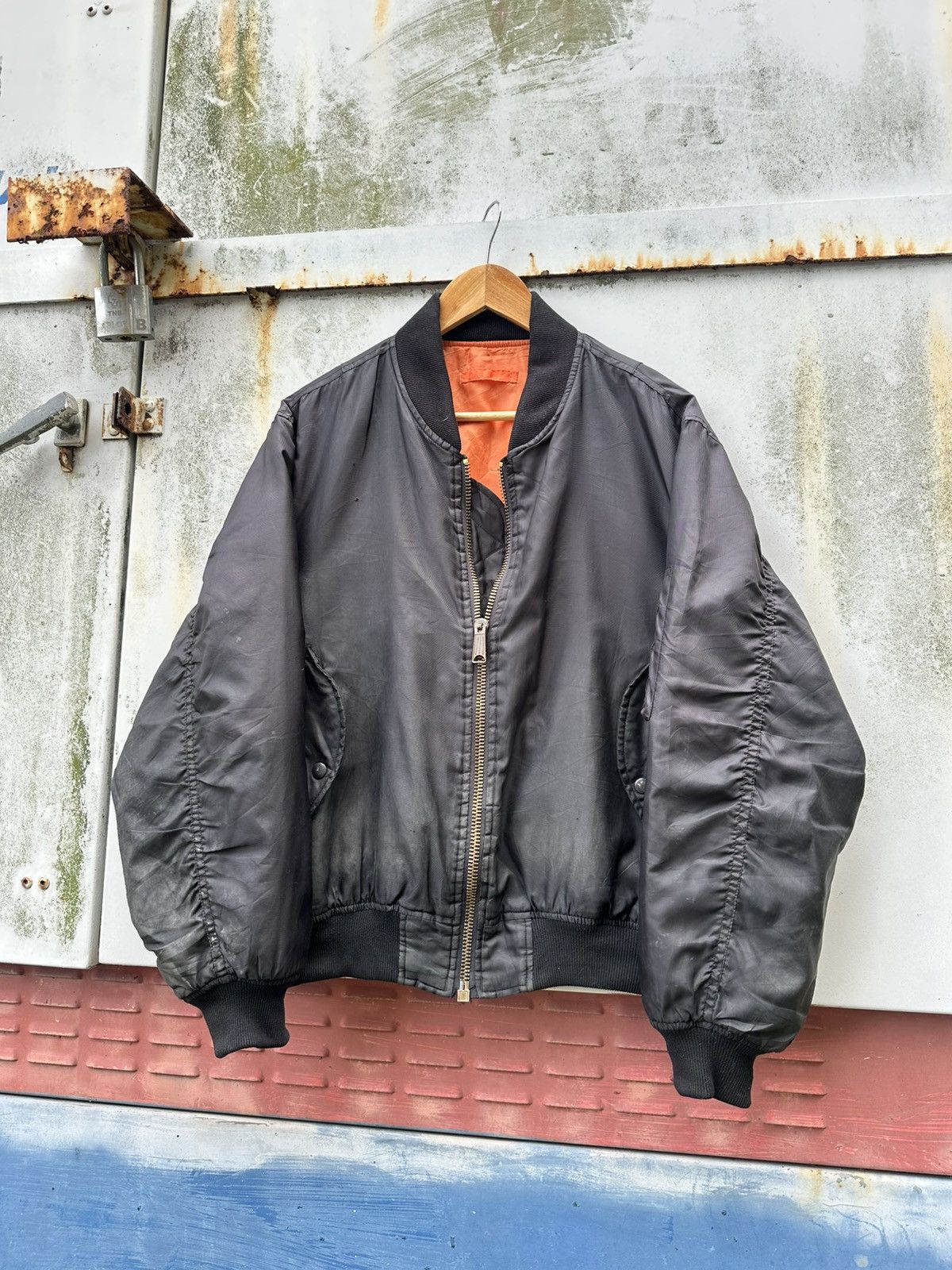Vintage 👹Vintage THRASHED MA-1 Man Intermediate Bomber Jacket Size US M / EU 48-50 / 2 - 5 Thumbnail