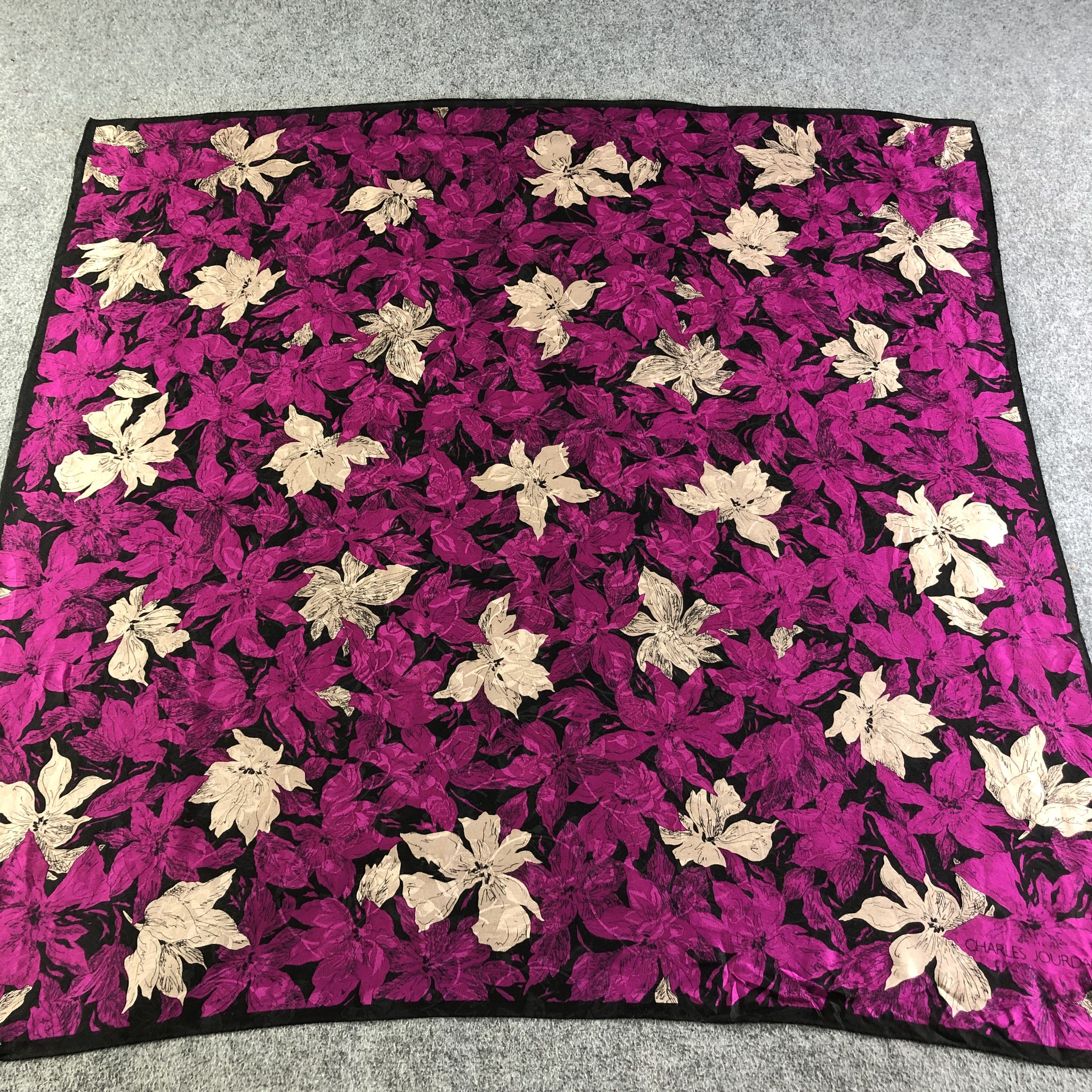 Charles Jourdan Charles Jourdan Floral Silk Scarf M955 Size ONE SIZE - 1 Thumbnail