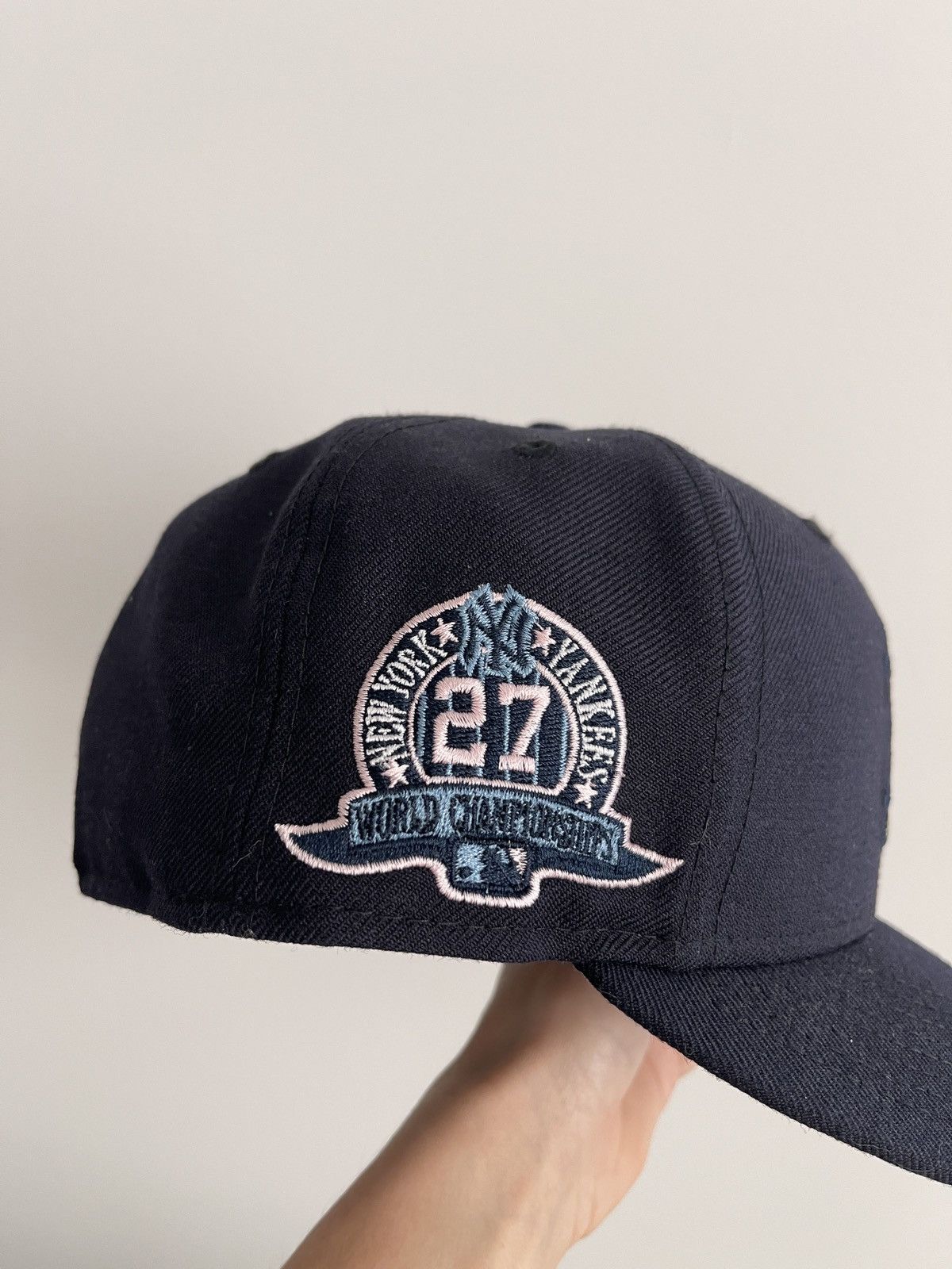 MLB New York Yankees Floral 27 Championships Patch Pink Brim Hat Size ONE SIZE - 4 Thumbnail