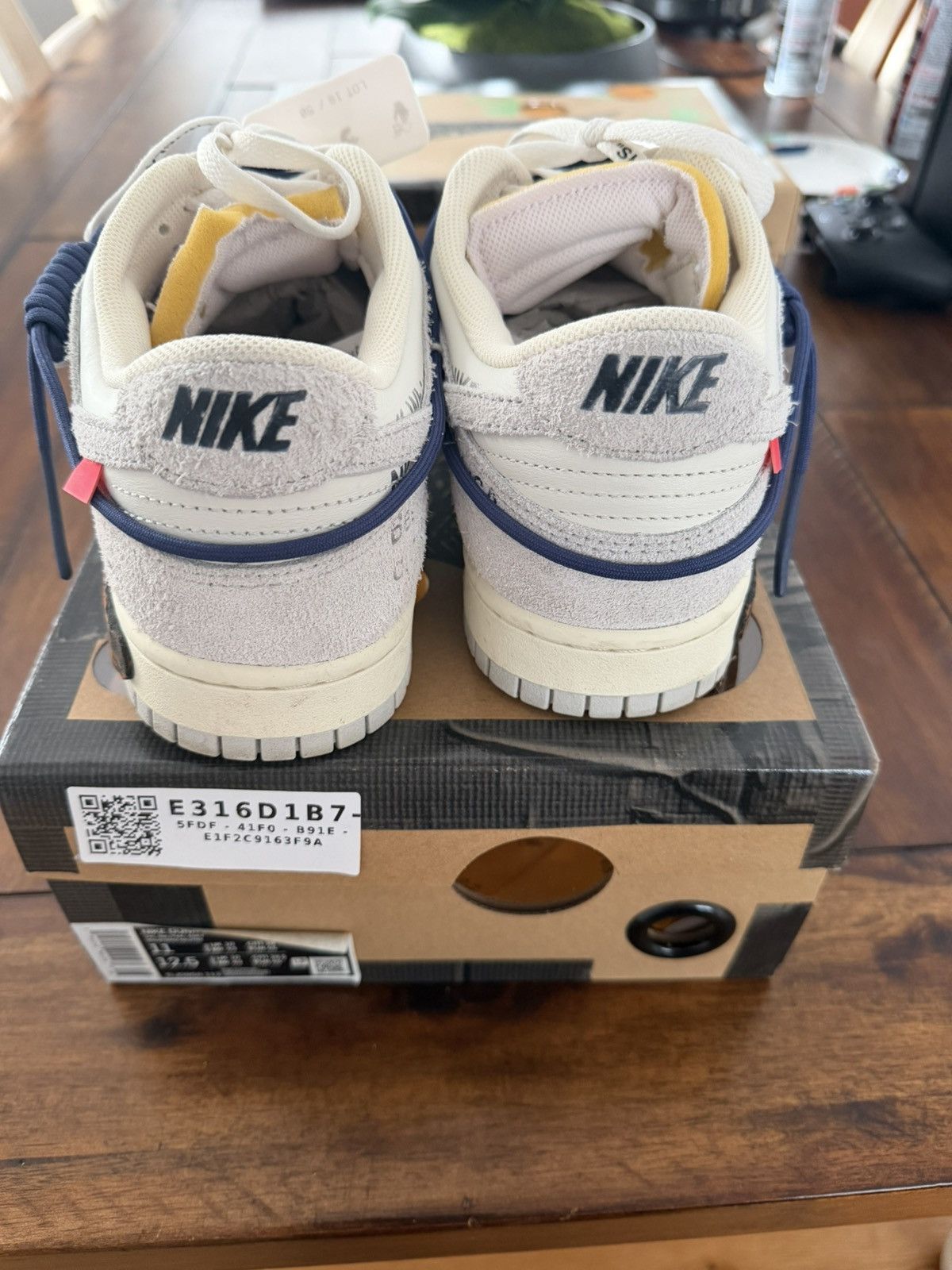 Nike × Off-White Nike x Off-White dunk low lot 18/50 Size US 11 / EU 44 - 3 Thumbnail