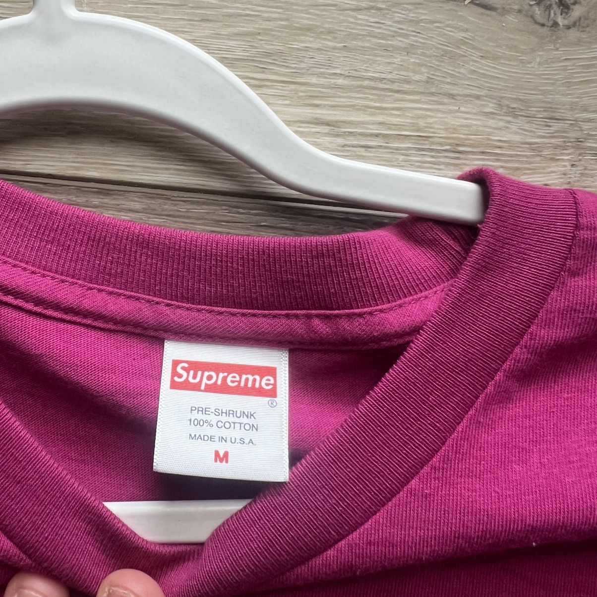 Supreme Supreme Smoke tee “magenta” Size US M / EU 48-50 / 2 - 4 Thumbnail