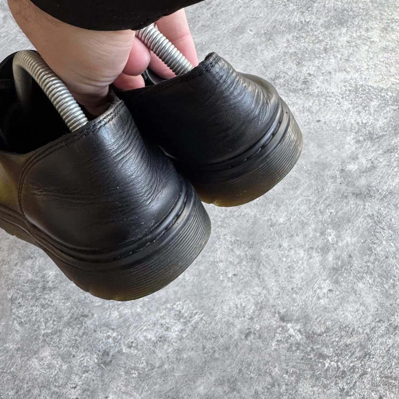 Dr. Martens Dr. Martens AirWair Leather Low Shoes Size US 10 / EU 43 - 3 Thumbnail