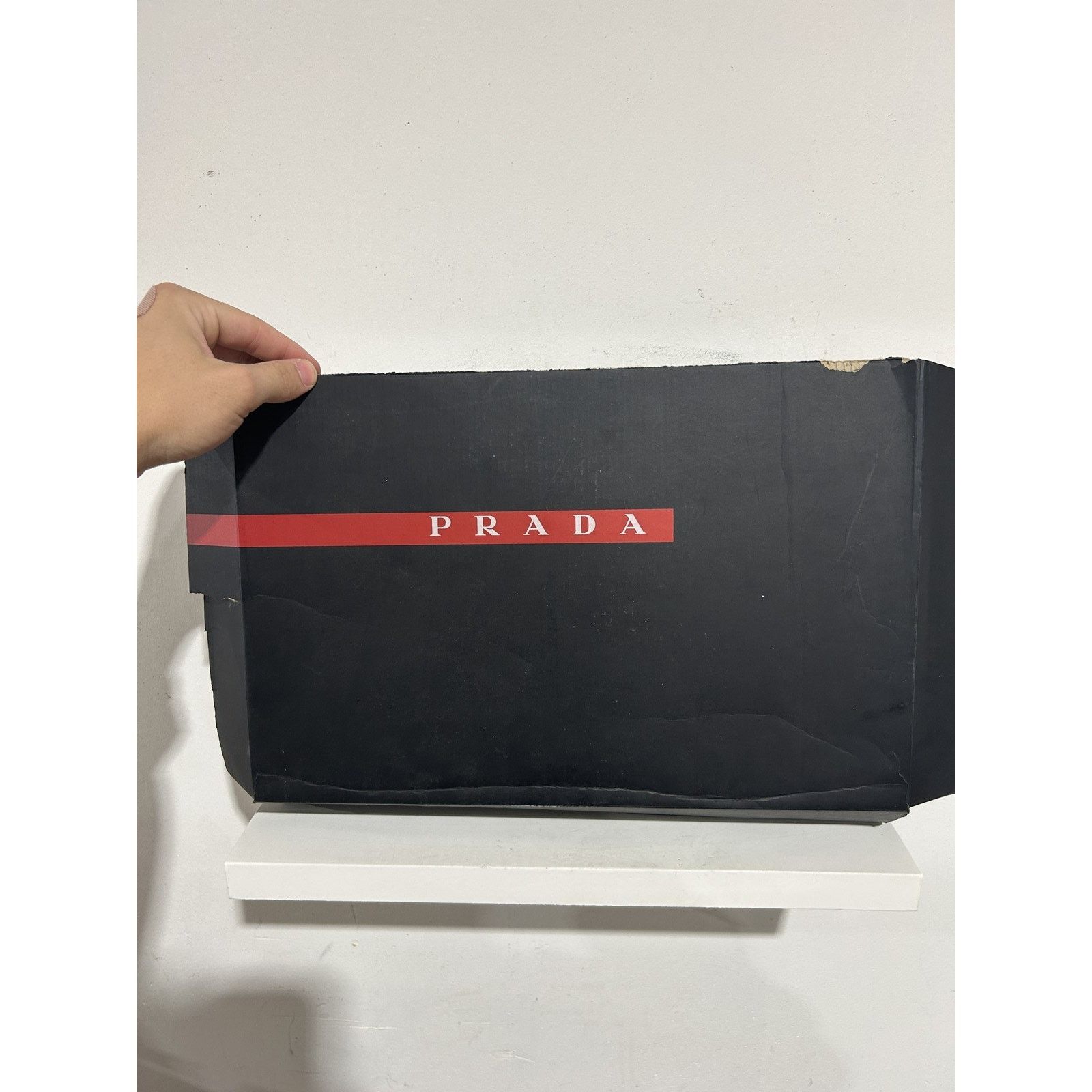 Prada PRADA AMERICA CUP RUBBER MINT SIZE 41 (US 8) PREOWNED Size US 8 / EU 41 - 7 Thumbnail