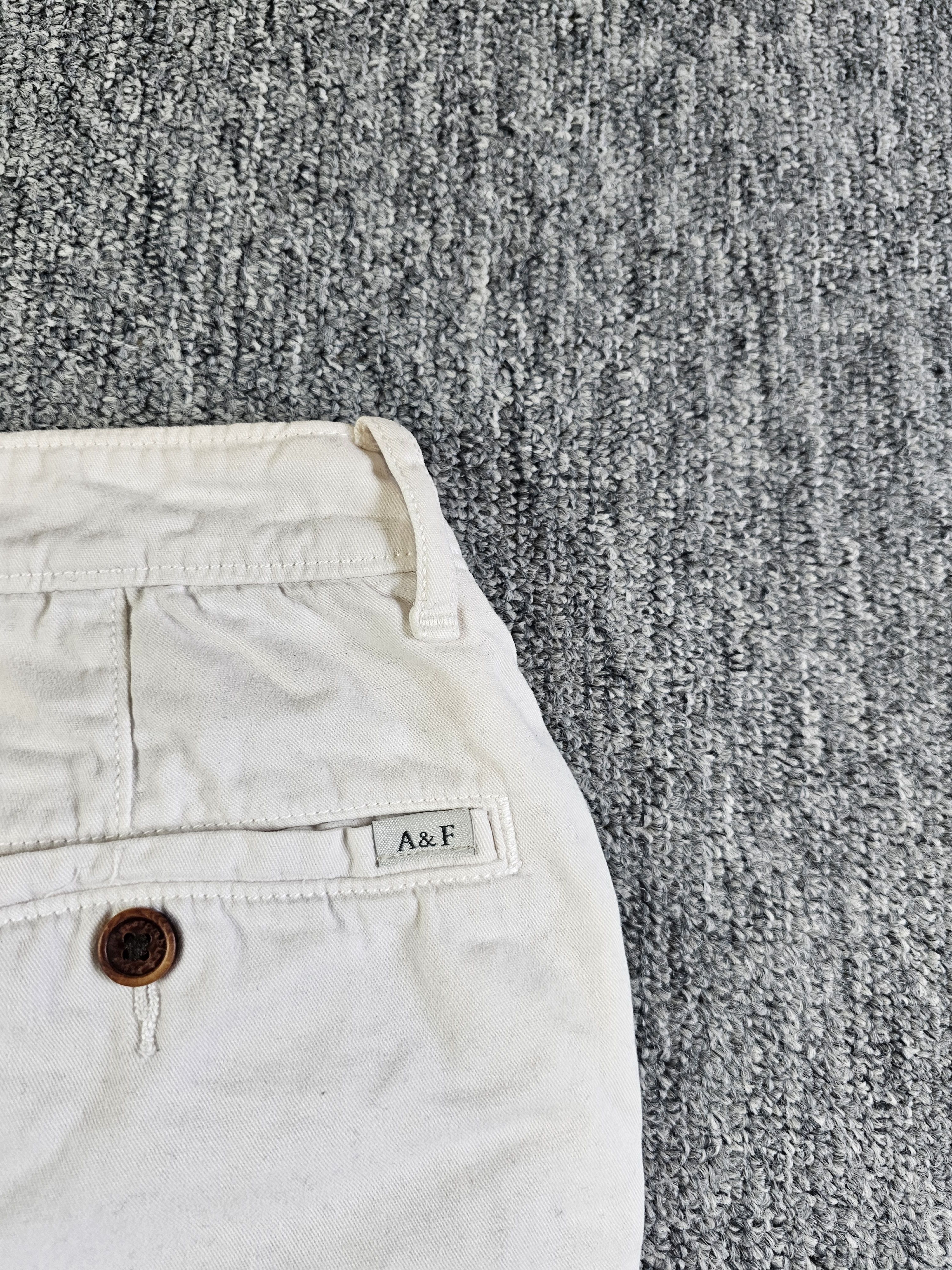Abercrombie & Fitch Abercrombie & Fitch Khaki Chino Shorts Flat Front Cotton W28 Size US 28 / EU 44 - 8 Thumbnail