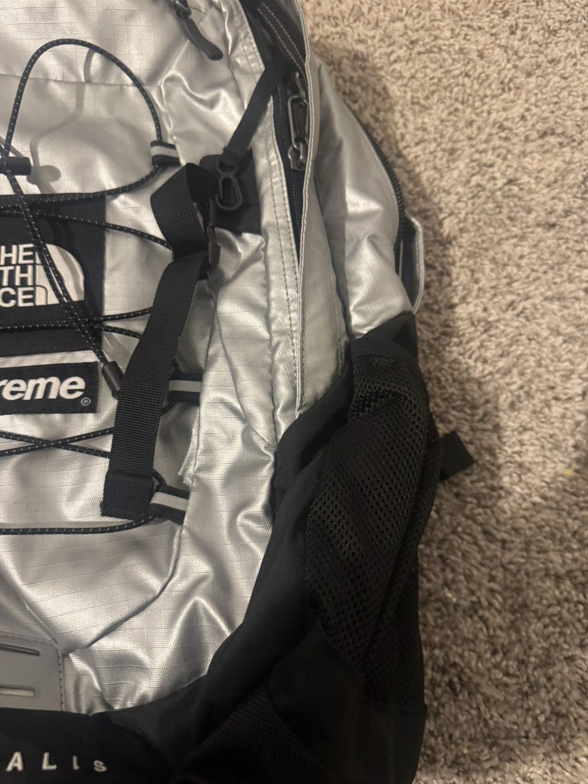 Supreme × The North Face Supreme the north face silver metallic backpack Size ONE SIZE - 7 Thumbnail