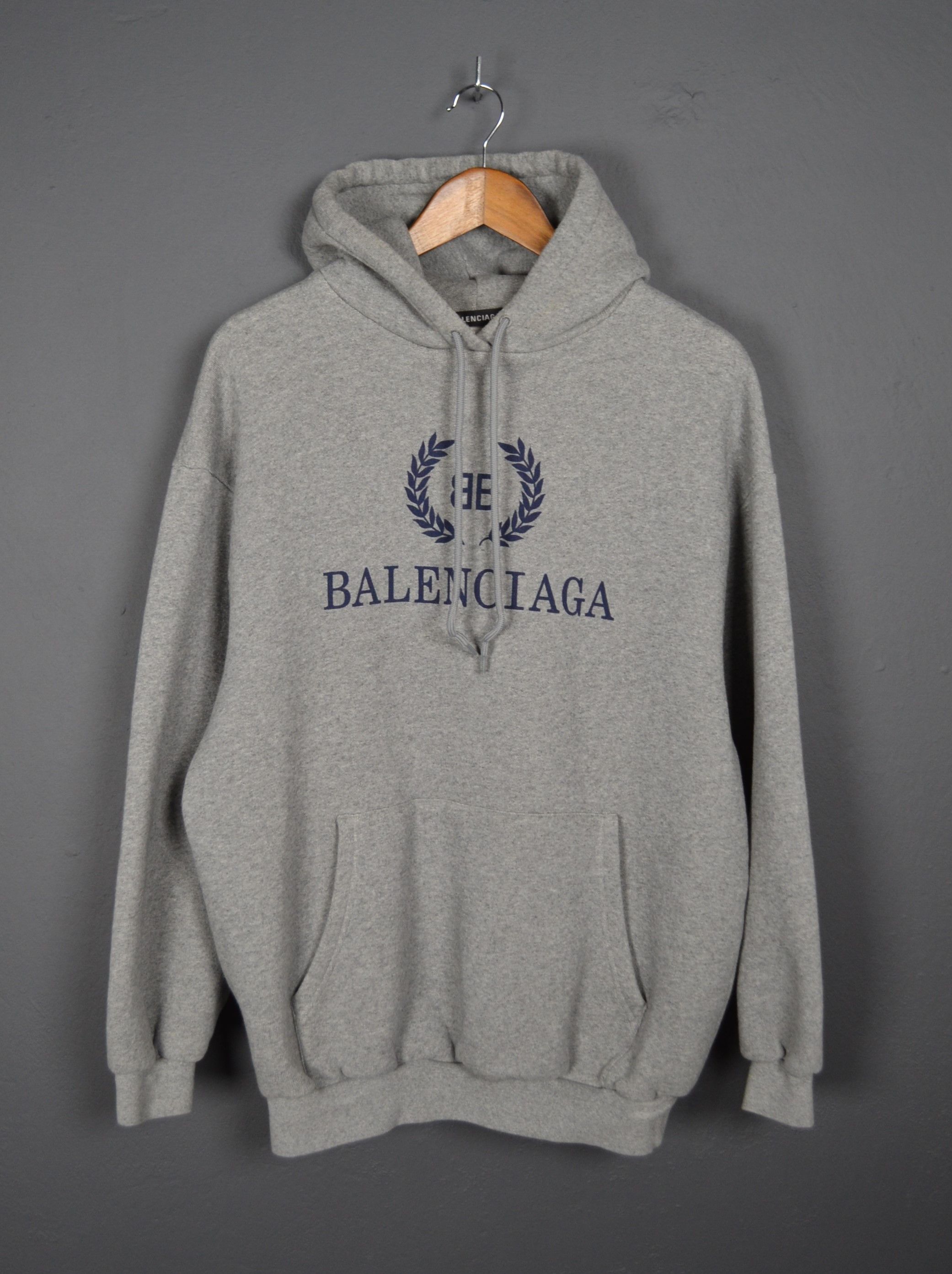 Balenciaga Balenciaga Gray Cotton Crest Oversized Hoodie Logo XS Size US XS / EU 42 / 0 - 1 Thumbnail