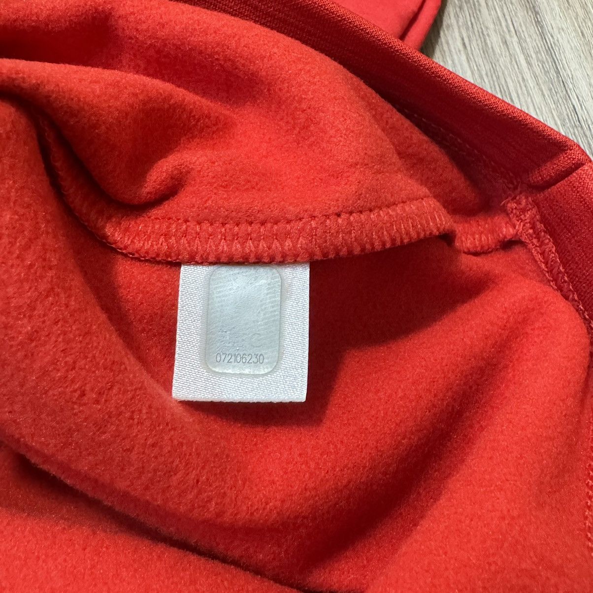 New Balance Liverpool new balance training sweater (Bnwt) Size US S / EU 44-46 / 1 - 8 Thumbnail