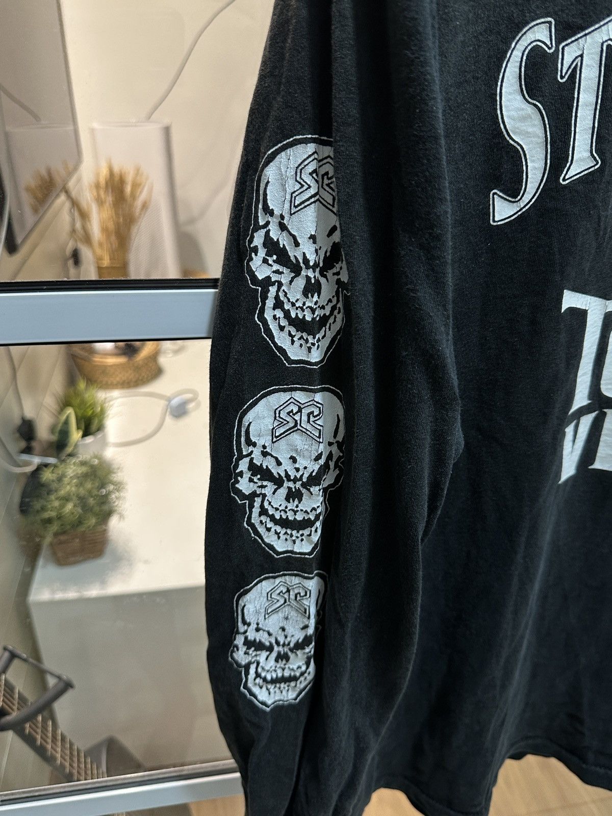 WWF Vintage Stone Cold Texas Venom L/S Shirt (Y2K 2001) Size US L / EU 52-54 / 3 - 4 Thumbnail