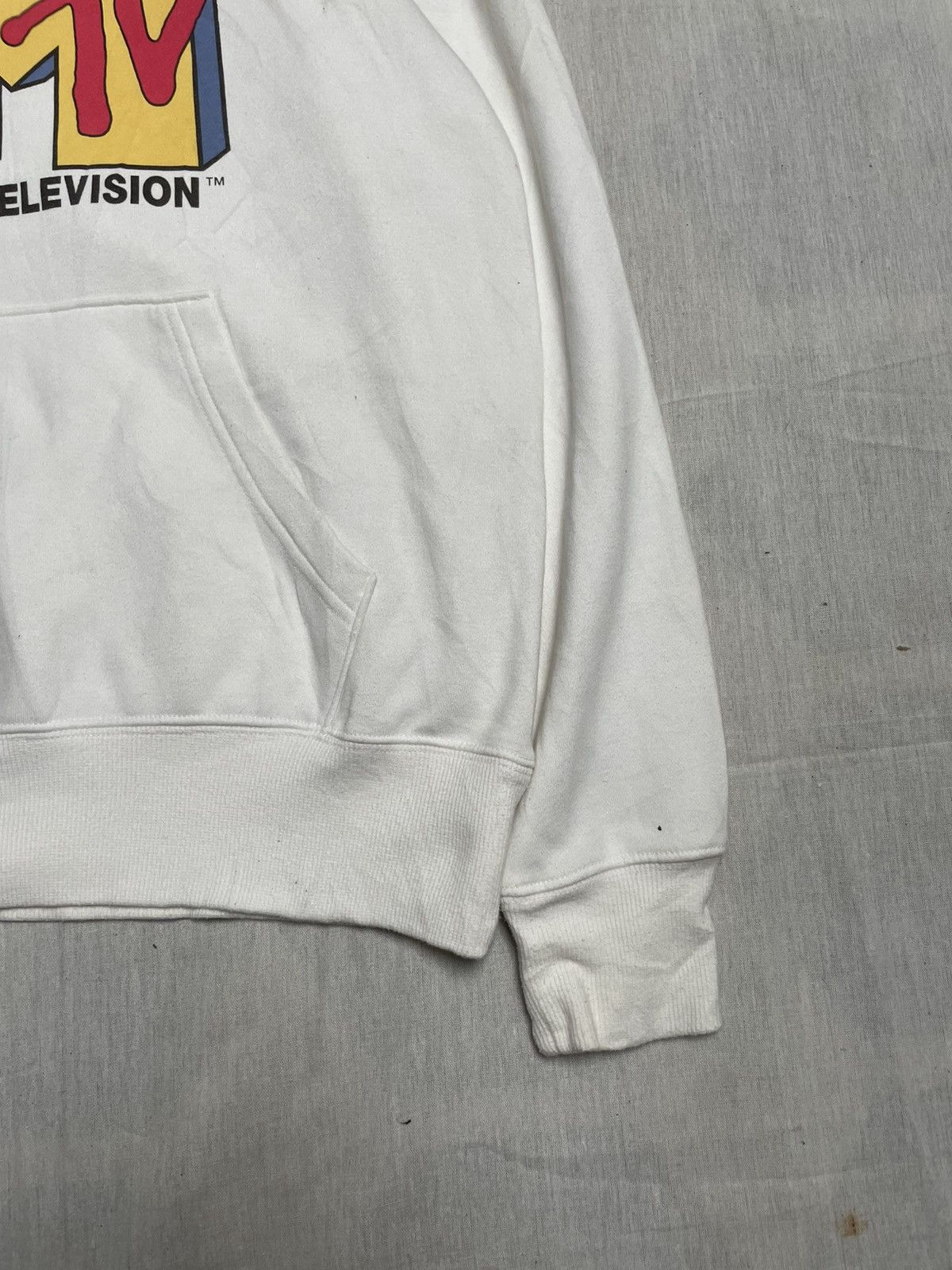 GU GU x Music Television Size US S / EU 44-46 / 1 - 3 Thumbnail