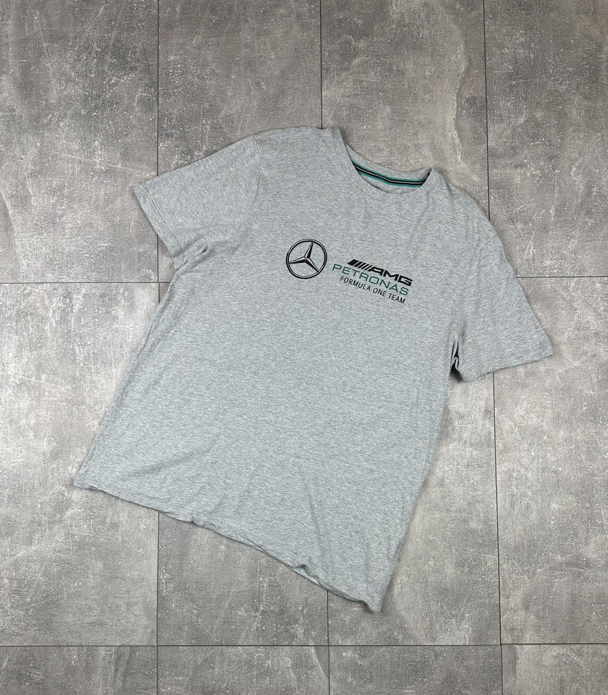Mercedes-Benz Mercedes-Bens Formula One AMG Petronas T-Shirt Size US L / EU 52-54 / 3 - 1 Thumbnail