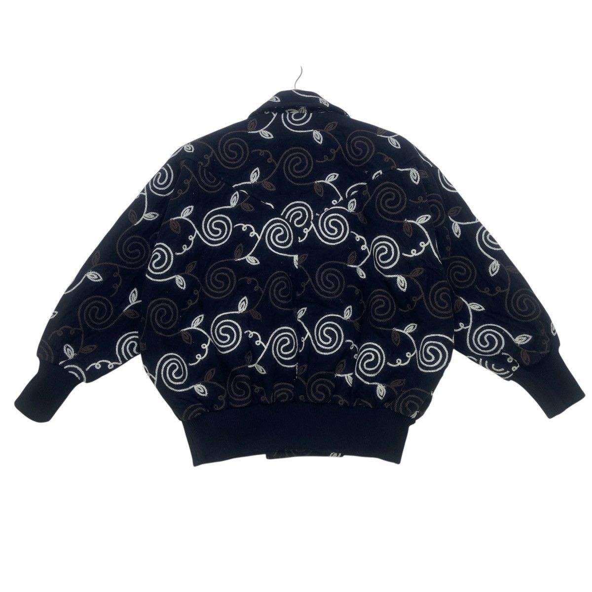 Japanese Brand 🔥Japanese Brand Flower Embroidery Loose Bomber Style Size M / US 6-8 / IT 42-44 - 4 Thumbnail