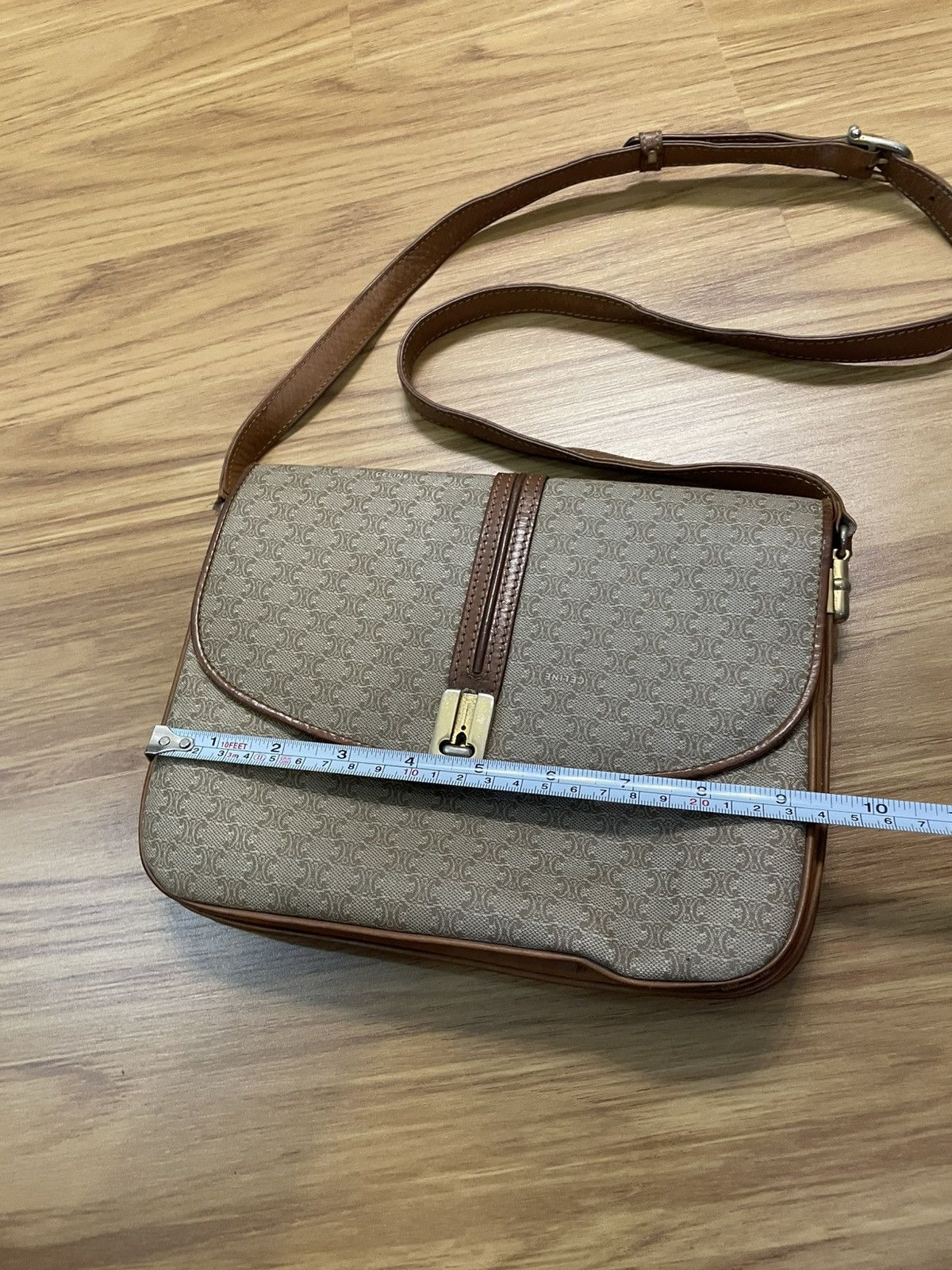 Celine Vintage Celine Macadam Blason Leather Shoulder Bag (M06) Size ONE SIZE - 21 Thumbnail