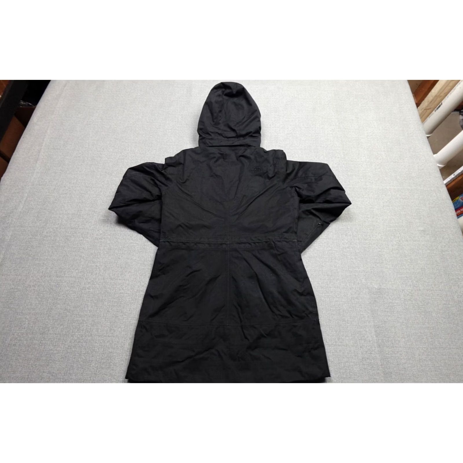 The North Face The North Face Windbreaker Jacket Womens Small Black Parka Coat Outdoors Size S / US 4 / IT 40 - 5 Thumbnail