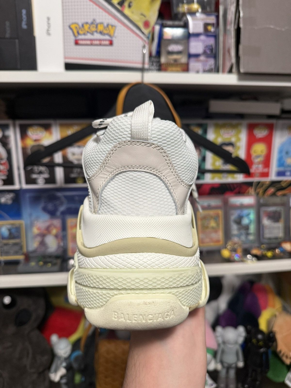 Balenciaga Balenciaga Triple S Cream White 43 Size US 9 / EU 42 - 8 Thumbnail