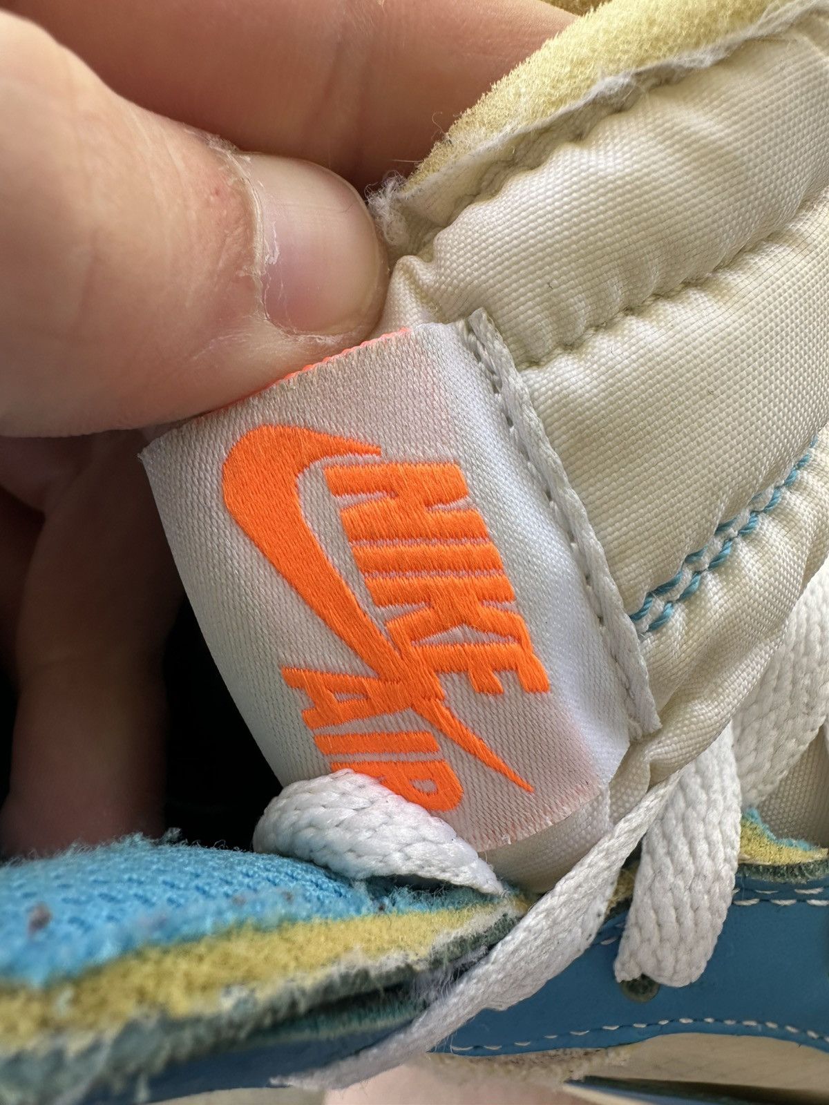 Jordan Brand × Off-White Nike Air Jordan 1 High OG Off-White UNC size 8 Size US 8 / EU 41 - 7 Thumbnail