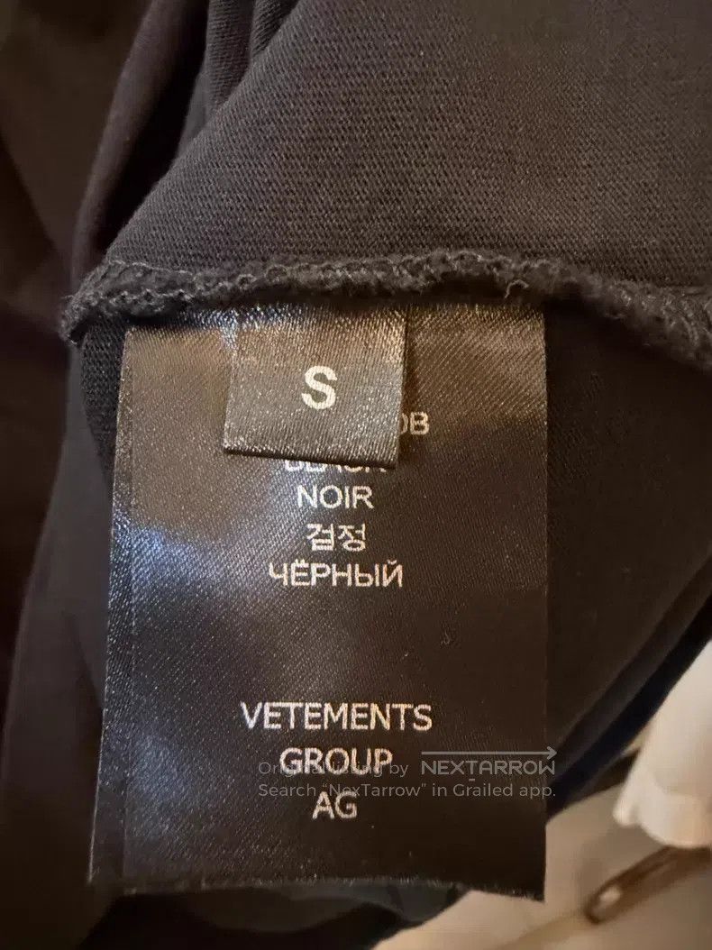 Vetements Vetements Heart Handshake Short Sleeve T-Shirt Size US S / EU 44-46 / 1 - 4 Thumbnail