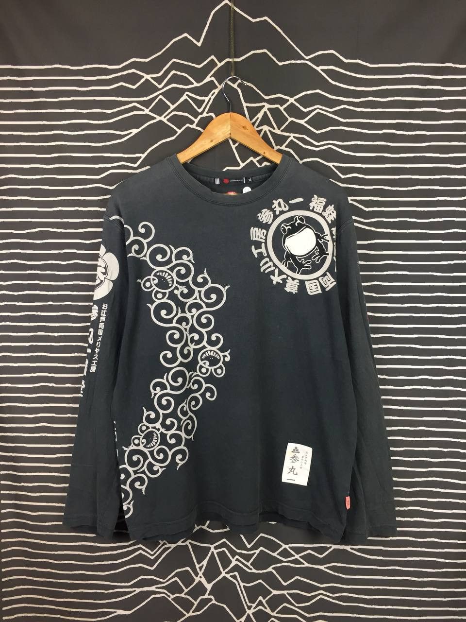 Japanese Brand Sanmaruichi Japanese Art Frog Embroidery Sukajan Tee Size US XL / EU 56 / 4 - 6 Thumbnail
