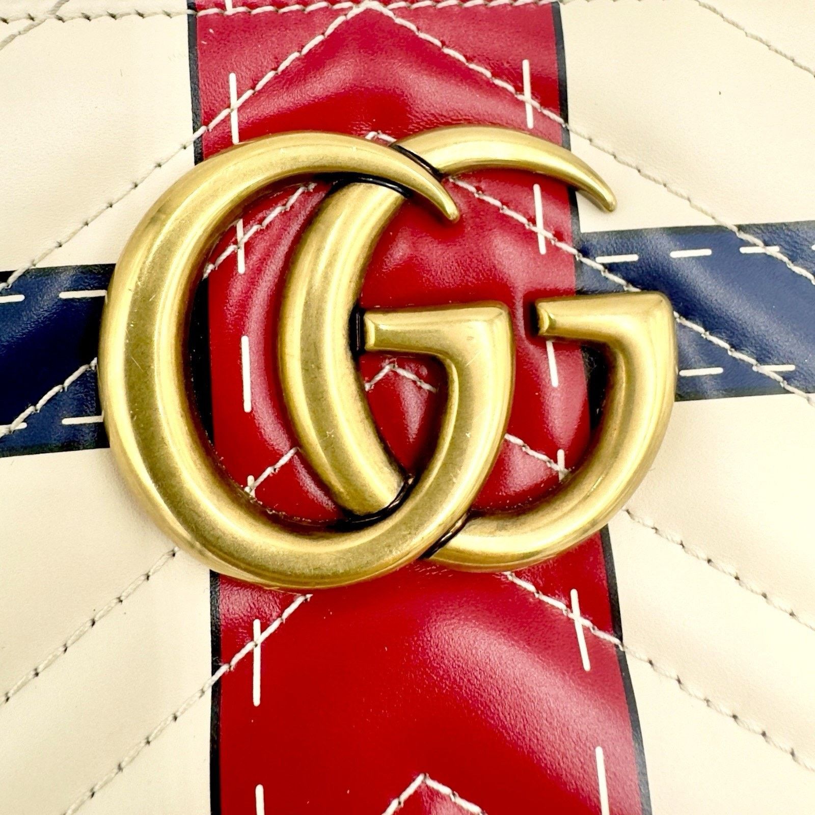 Gucci GG Marmont Matelasse Trompe L'oeil Quilted Leather Clutch Size ONE SIZE - 3 Thumbnail
