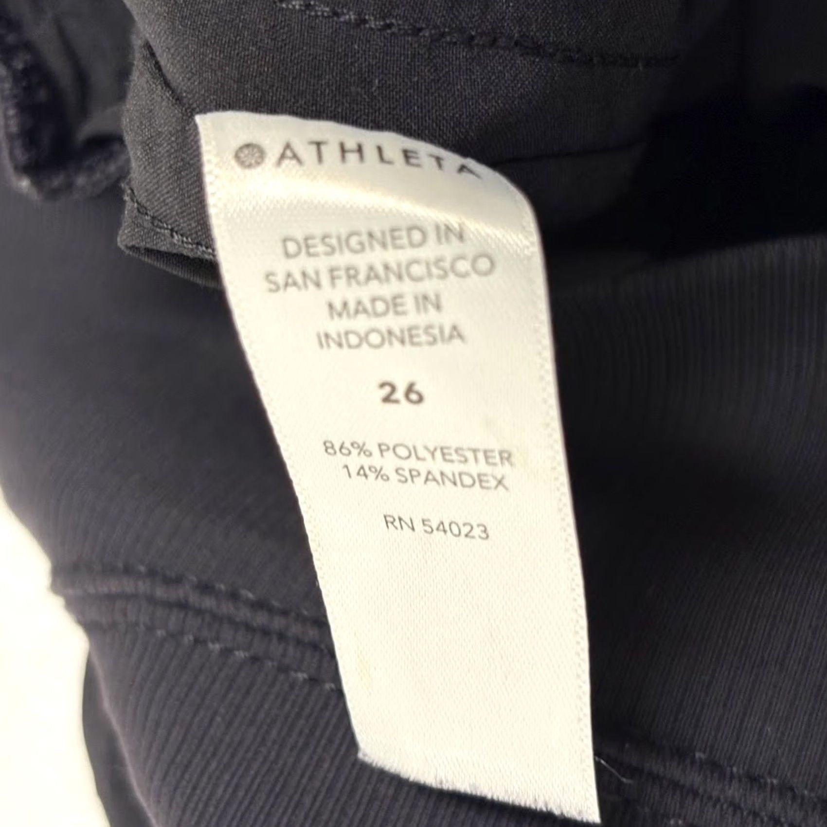 Athleta VINTAGE? No. Size 42" / US 20 - 7 Thumbnail