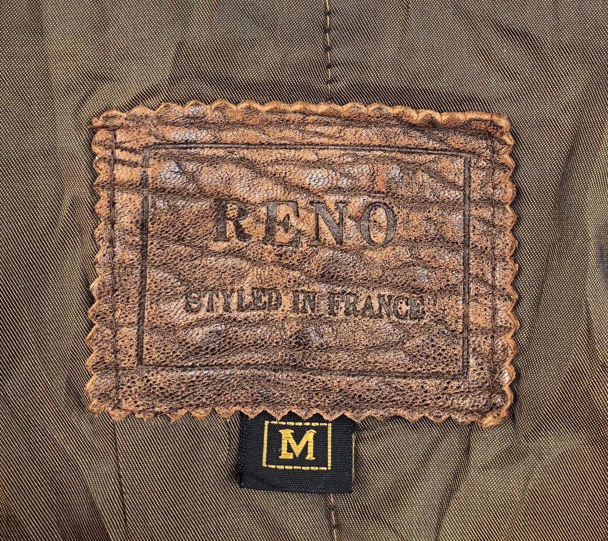 Vintage Vintage Reno Styled In France Leather Bomber Jacket Size US M / EU 48-50 / 2 - 17 Thumbnail