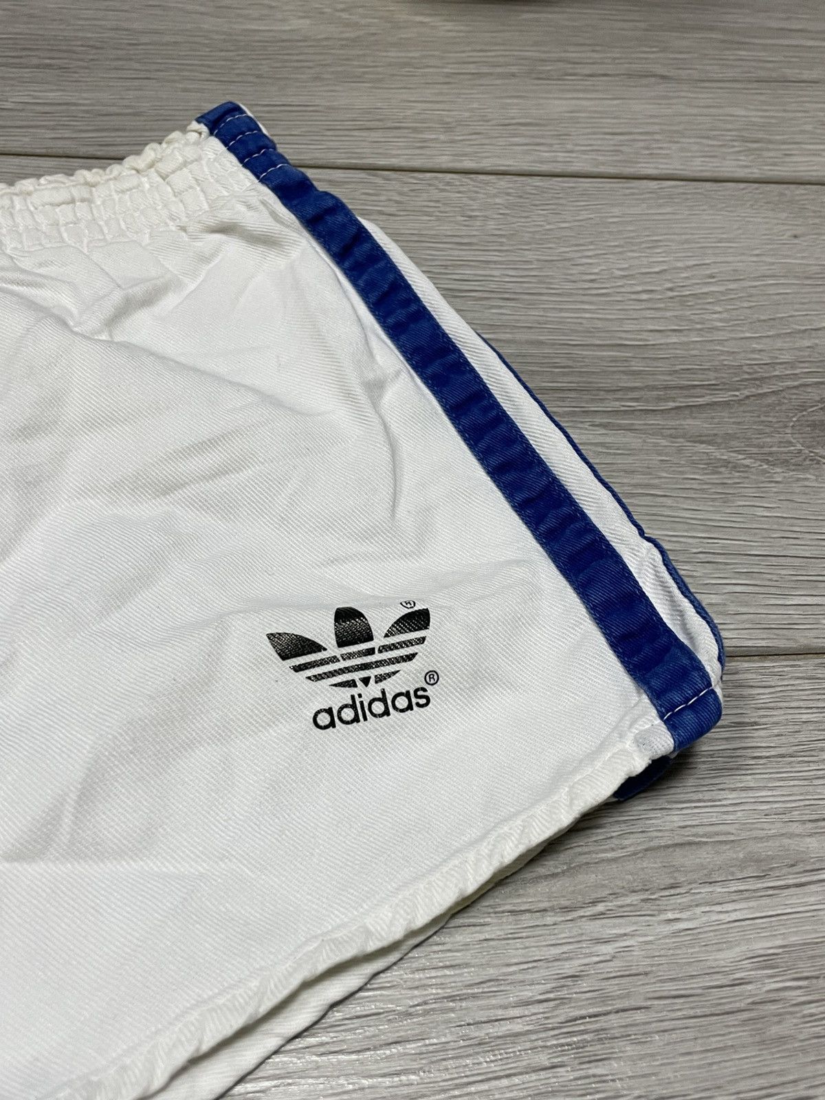 Adidas Adidas West Germany vintage nylon small logo shorts Size US 32 / EU 48 - 10 Thumbnail