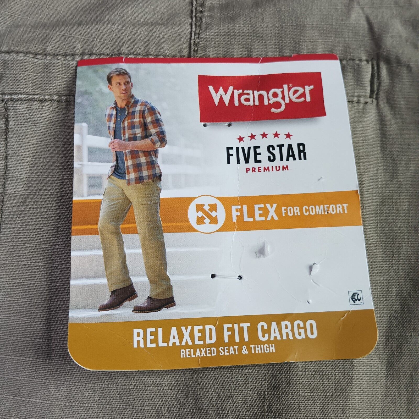 Wrangler Wrangler Cargo Pants Relaxed Fit Size 50x32 Beige Size US 44 / EU 60 - 2 Thumbnail
