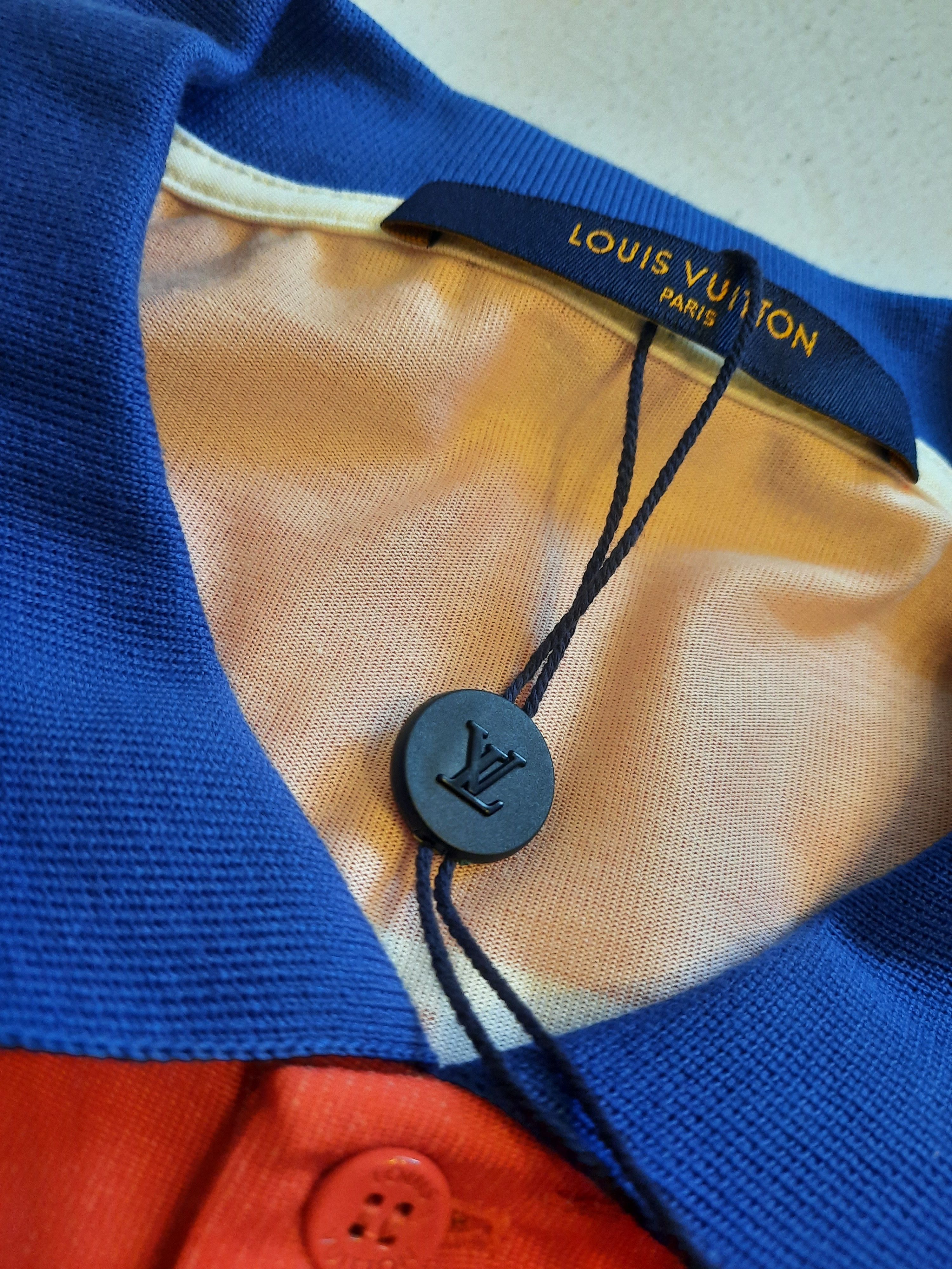 Louis Vuitton Equipe LV Polo Size US M / EU 48-50 / 2 - 3 Thumbnail